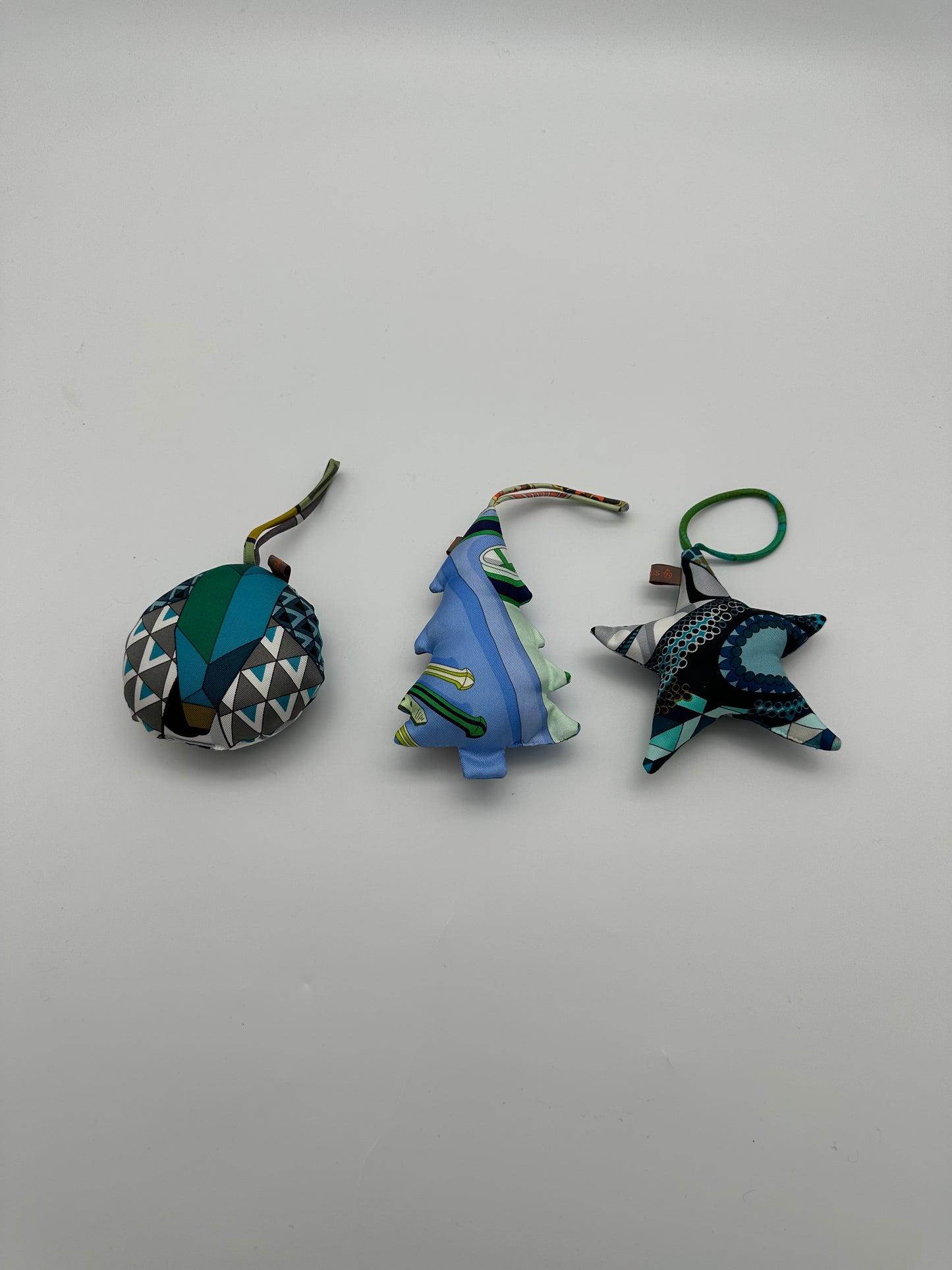 Charms en soie, maison Hermès, 2020