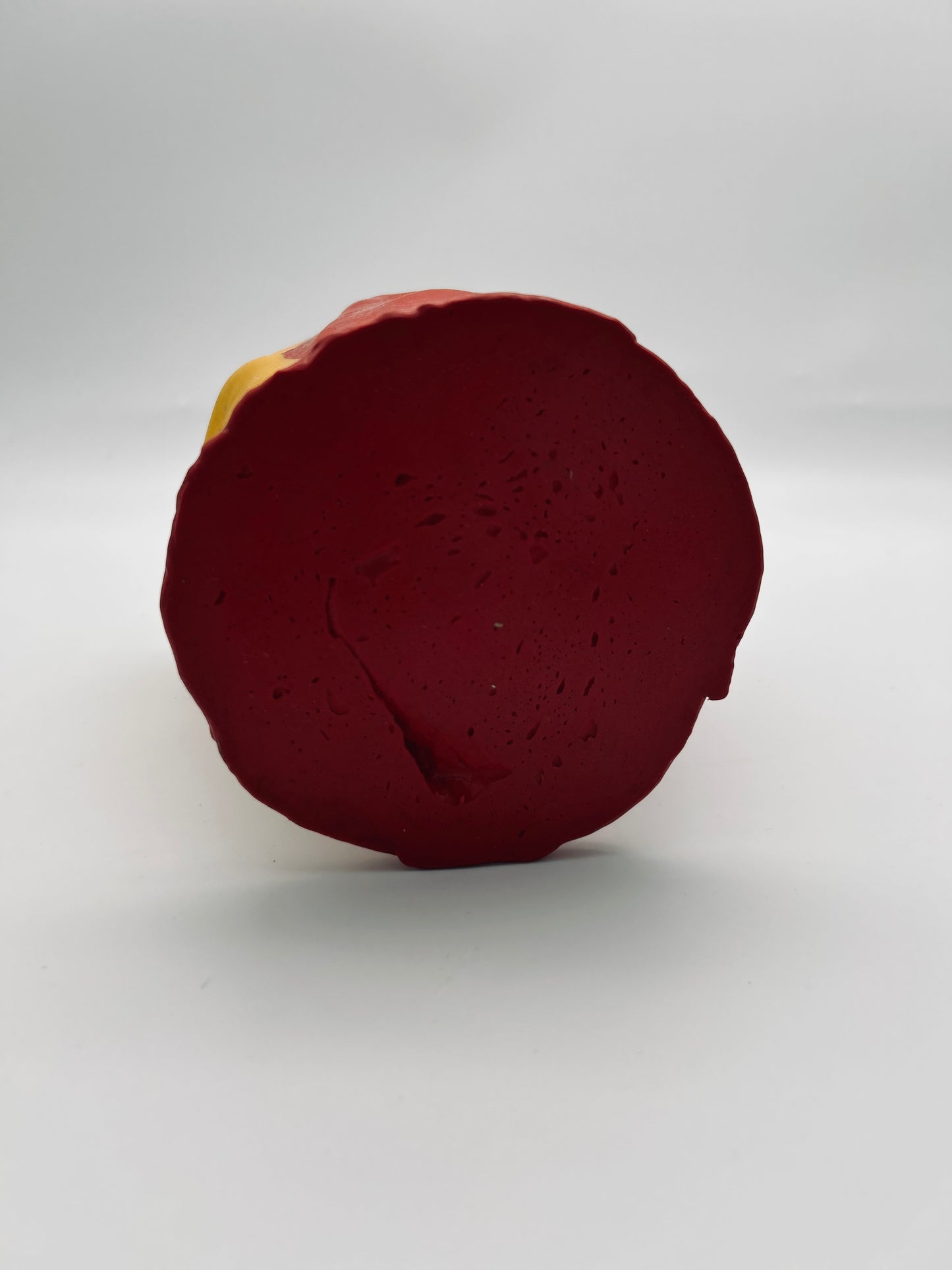 Vase en résine souple rouge et jaune, Gaetano Pesce, 2000s