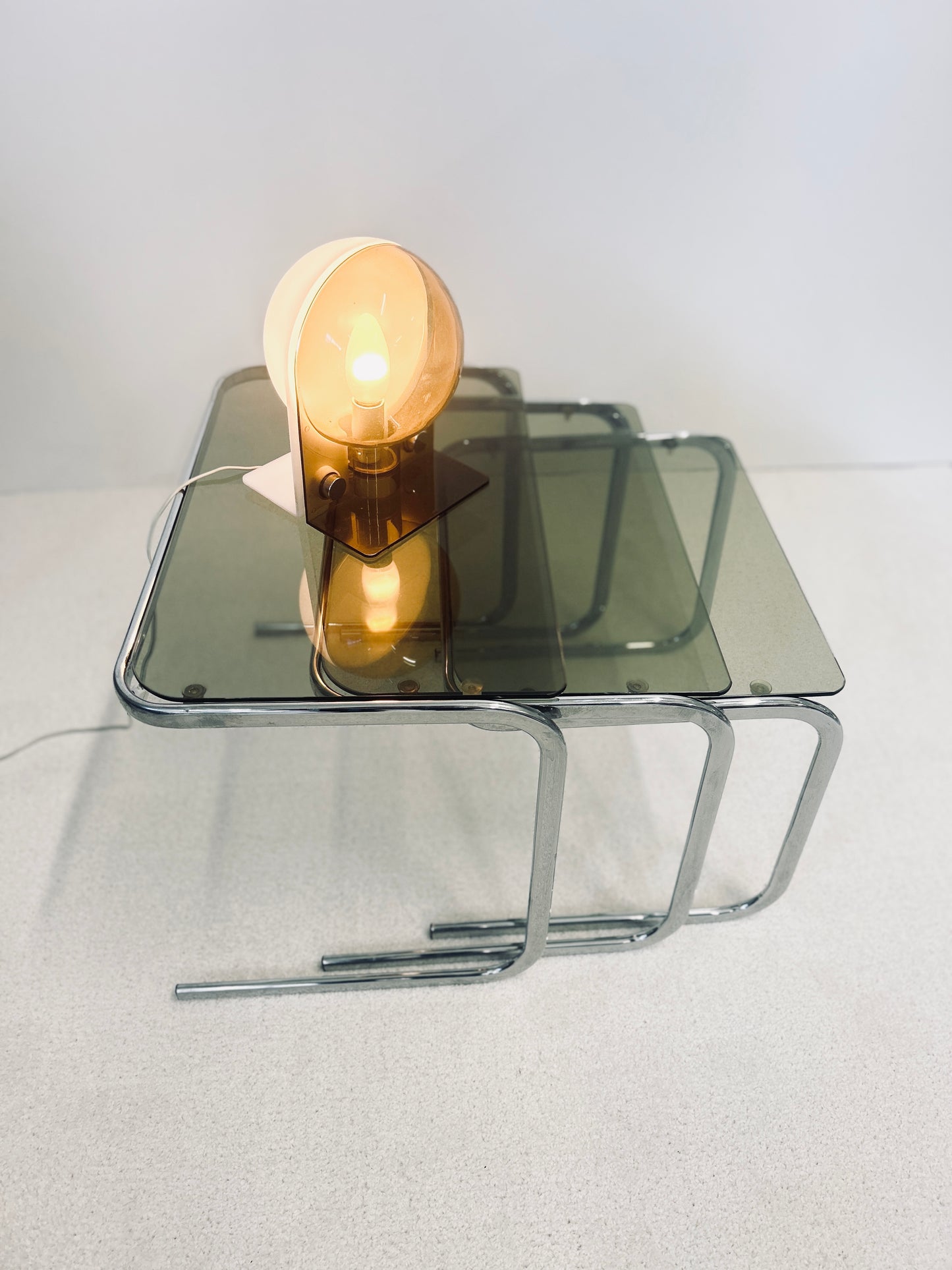 Tables Gigognes Milo Baughman en Chrome et Verre Fumé, 70s