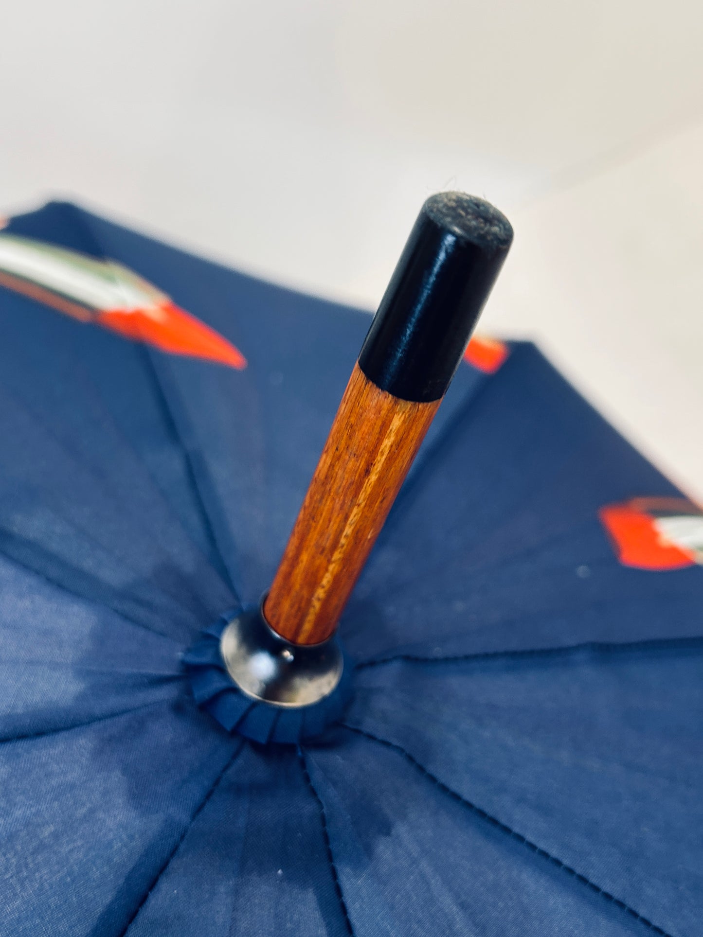 Parapluie  Lipstick bleu Toiletpaper, Seletti, Italie 2000s