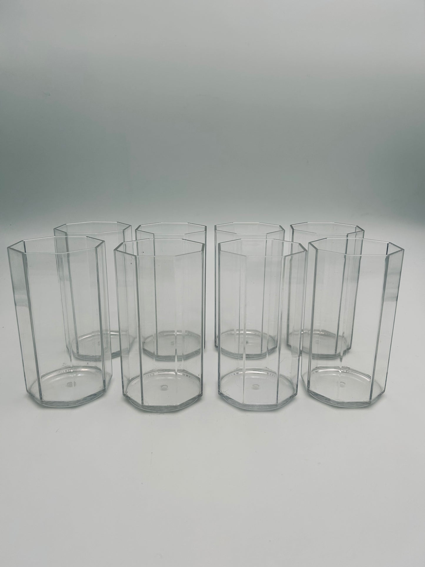 Verres à eau en plexiglass, Guzzini, 70s