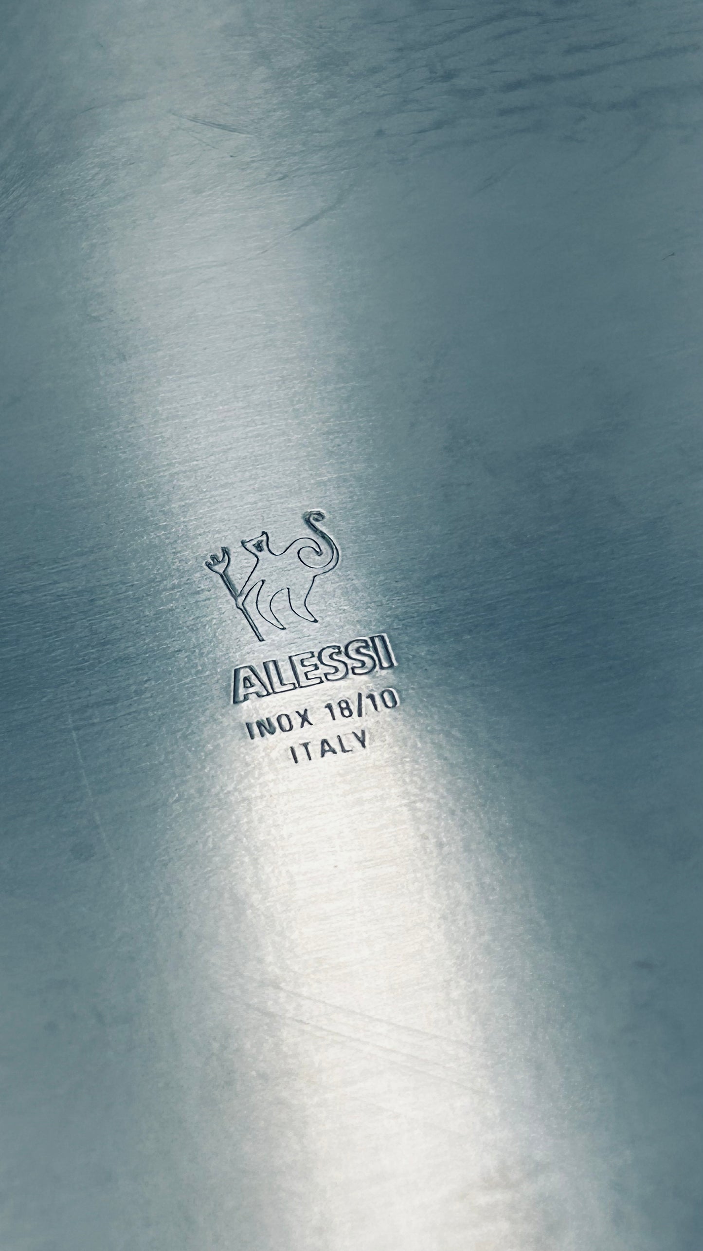 Plat de service "La Nave Diablo", Laura Polinoro, Alessi, 90s