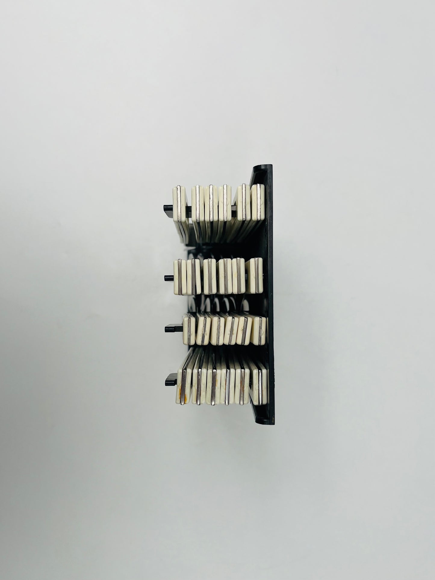 Set de couverts suspendus écru Enzo Mari, Zani&Zani, 70s