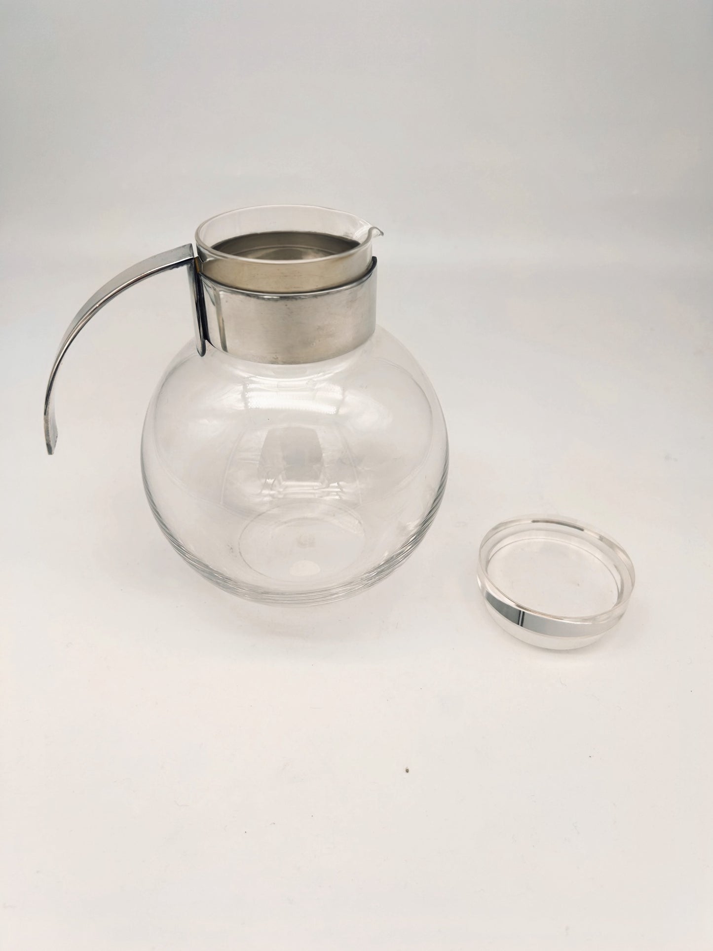 Carafe en verre et métal argenté, Ezilé, Lino Sabattini, 70s