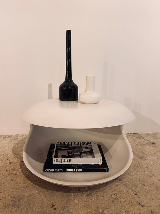 Table d’appoint White Shell, Zanotta, 2000s