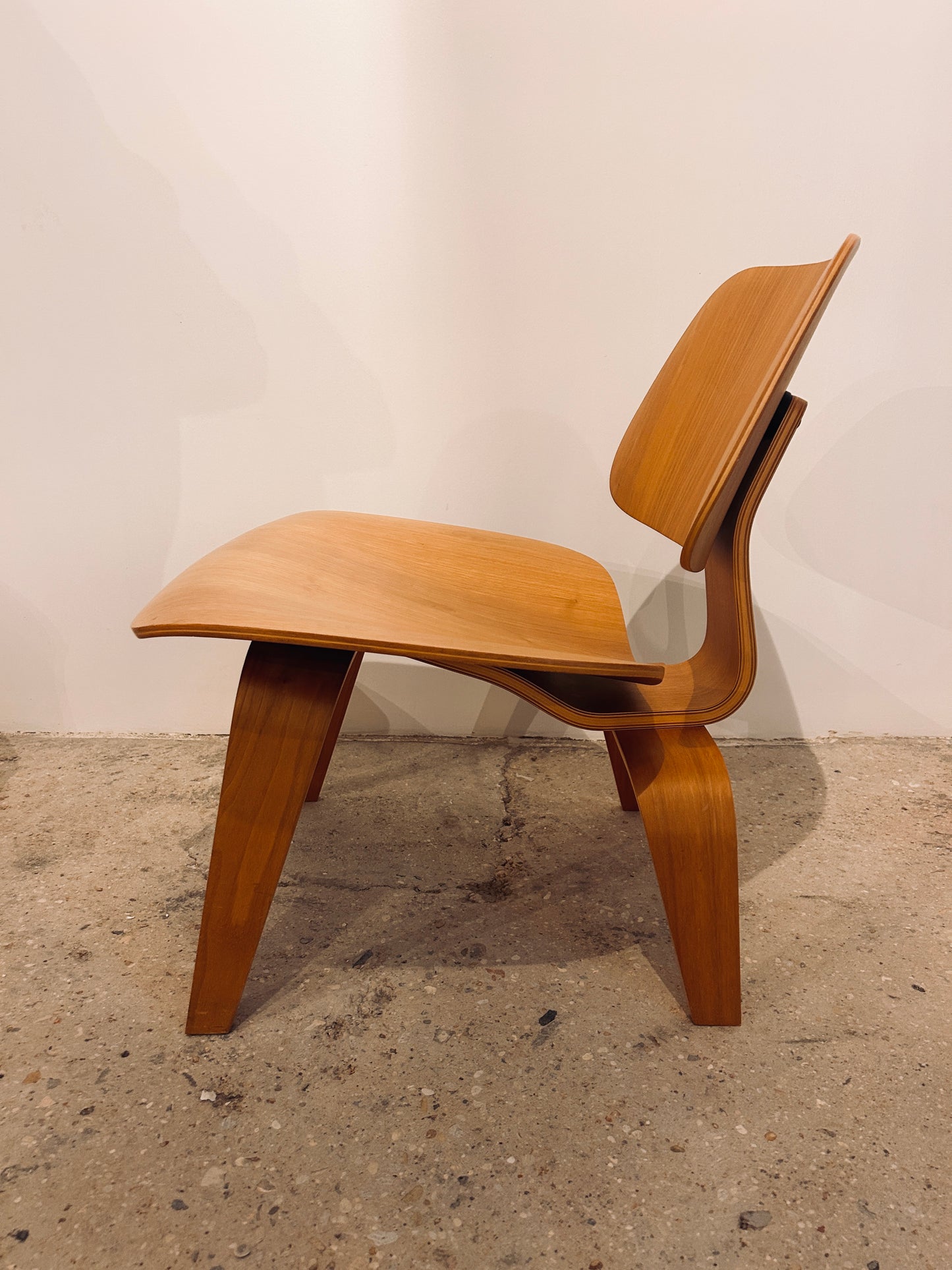 Fauteuil bas Plywood Group, Charles et Ray Eames, 50s