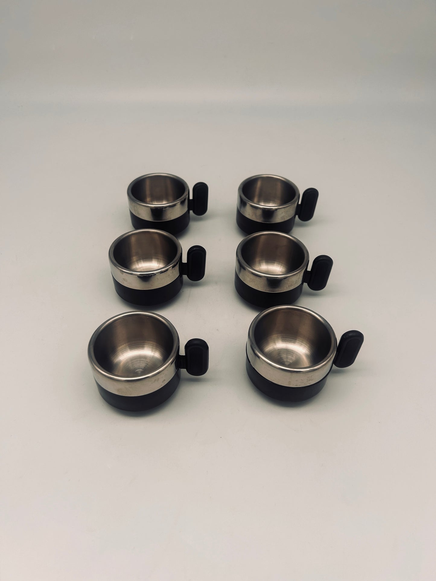 Tasses à café noires,space age, Morinox, Italie, 70s