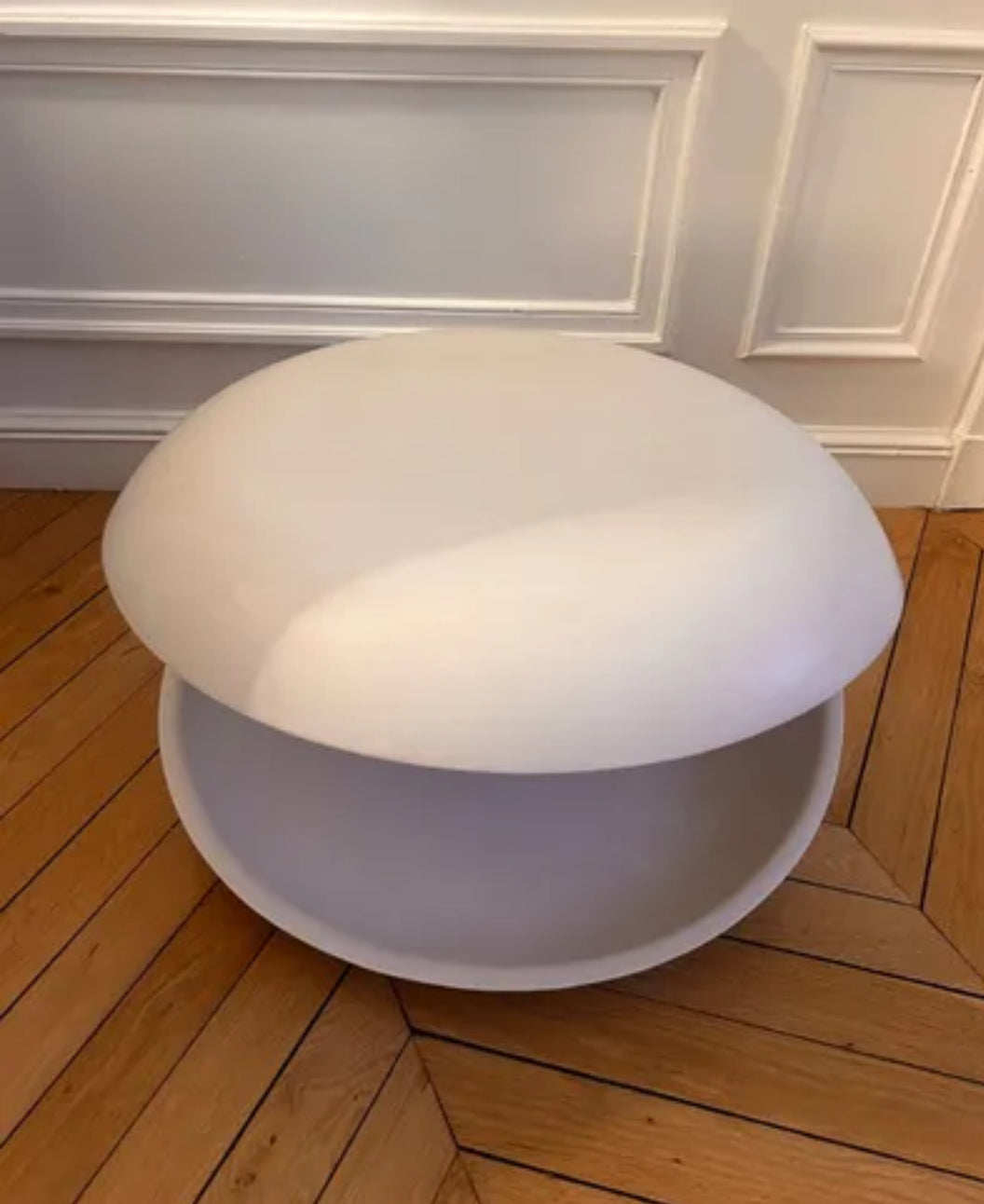 Table d’appoint White Shell, Zanotta, 2000s