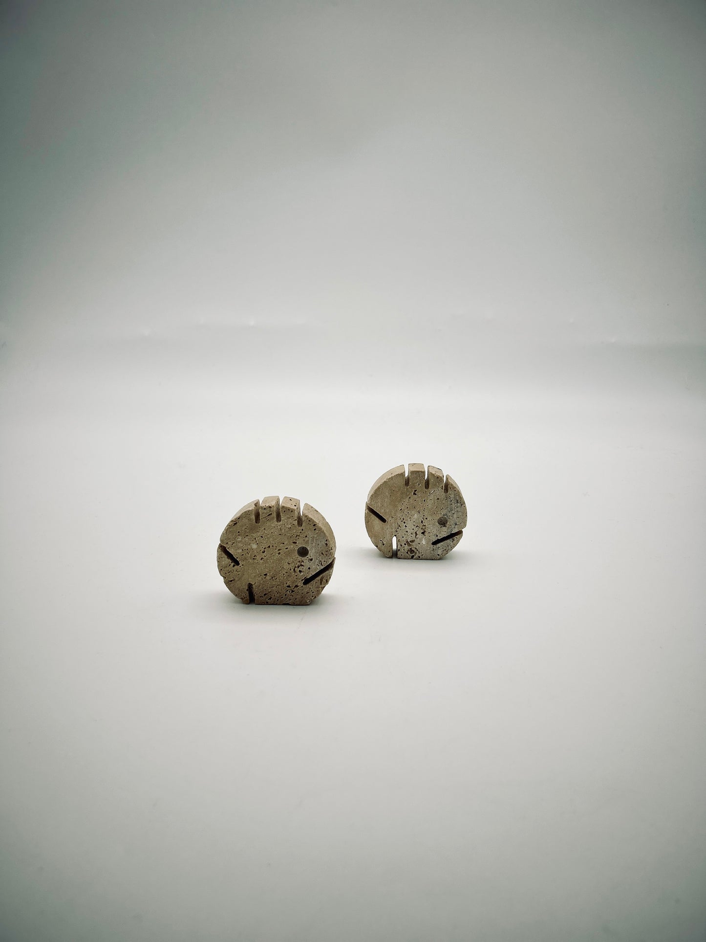 Sculptures Poissons en travertin, Enzo Mari, Fratelli MANELLI , 70s