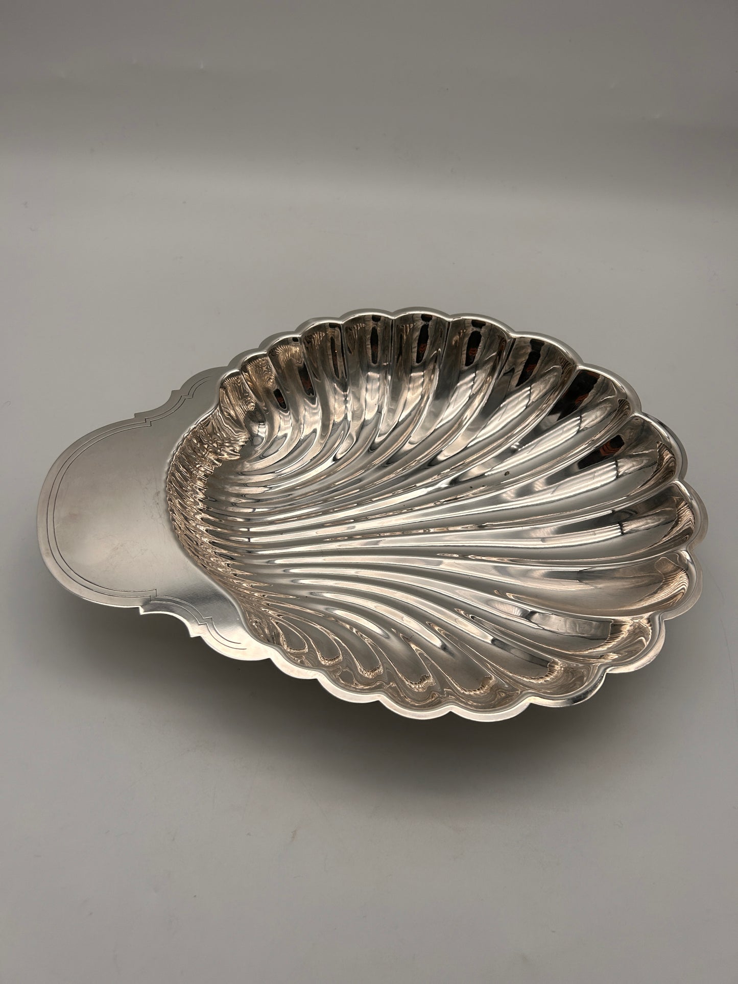 Grande coupe coquillage, Fleuron by Christofle, 70s