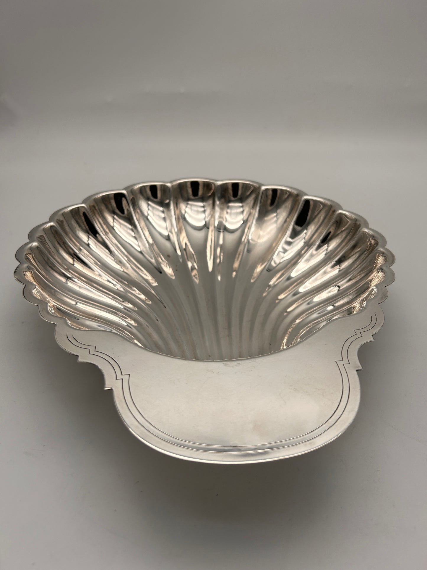 Grande coupe coquillage, Fleuron by Christofle, 70s