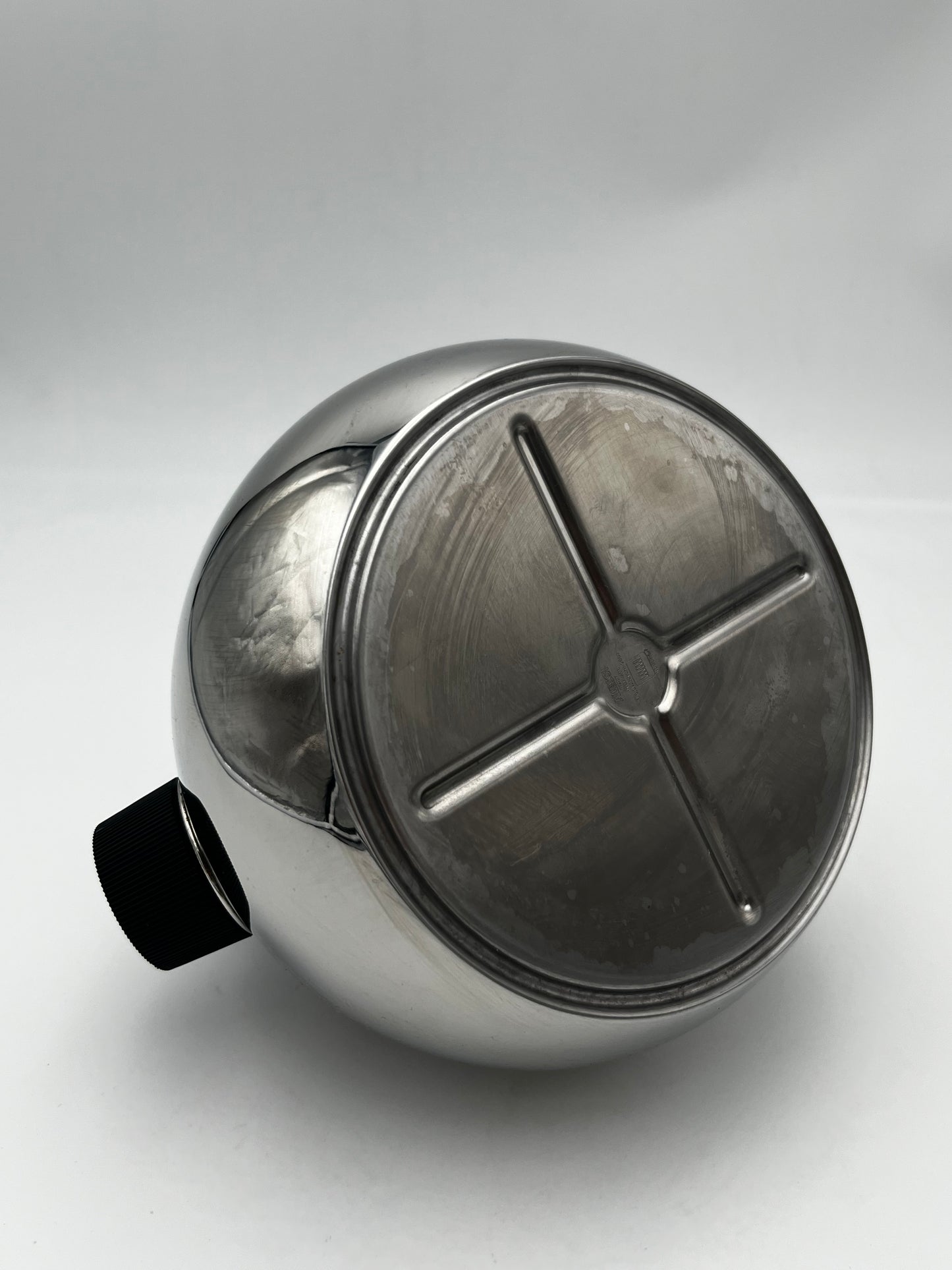 Bouilloire Stefano Giovannoni pour Alessi, 2003