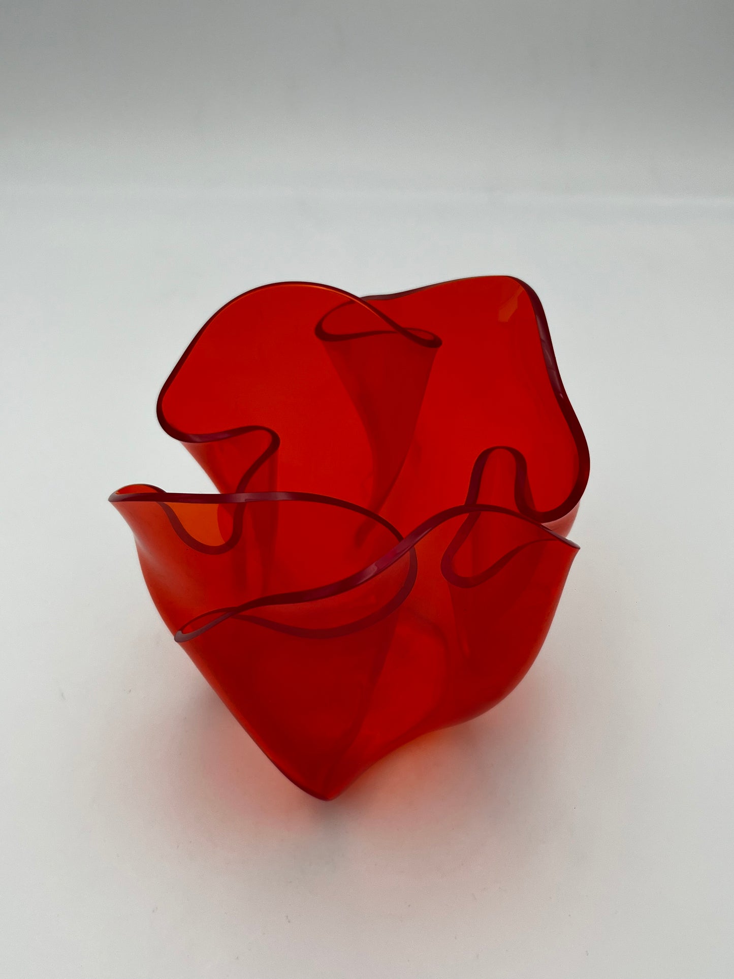 Vase mouchoir plexiglass Guzzini, Luigi Massoni, Italie, 70s