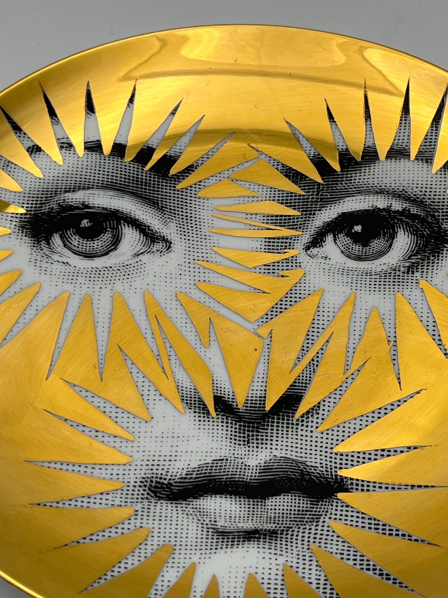 Assiette de décoration N°132, Fornasetti, Italie