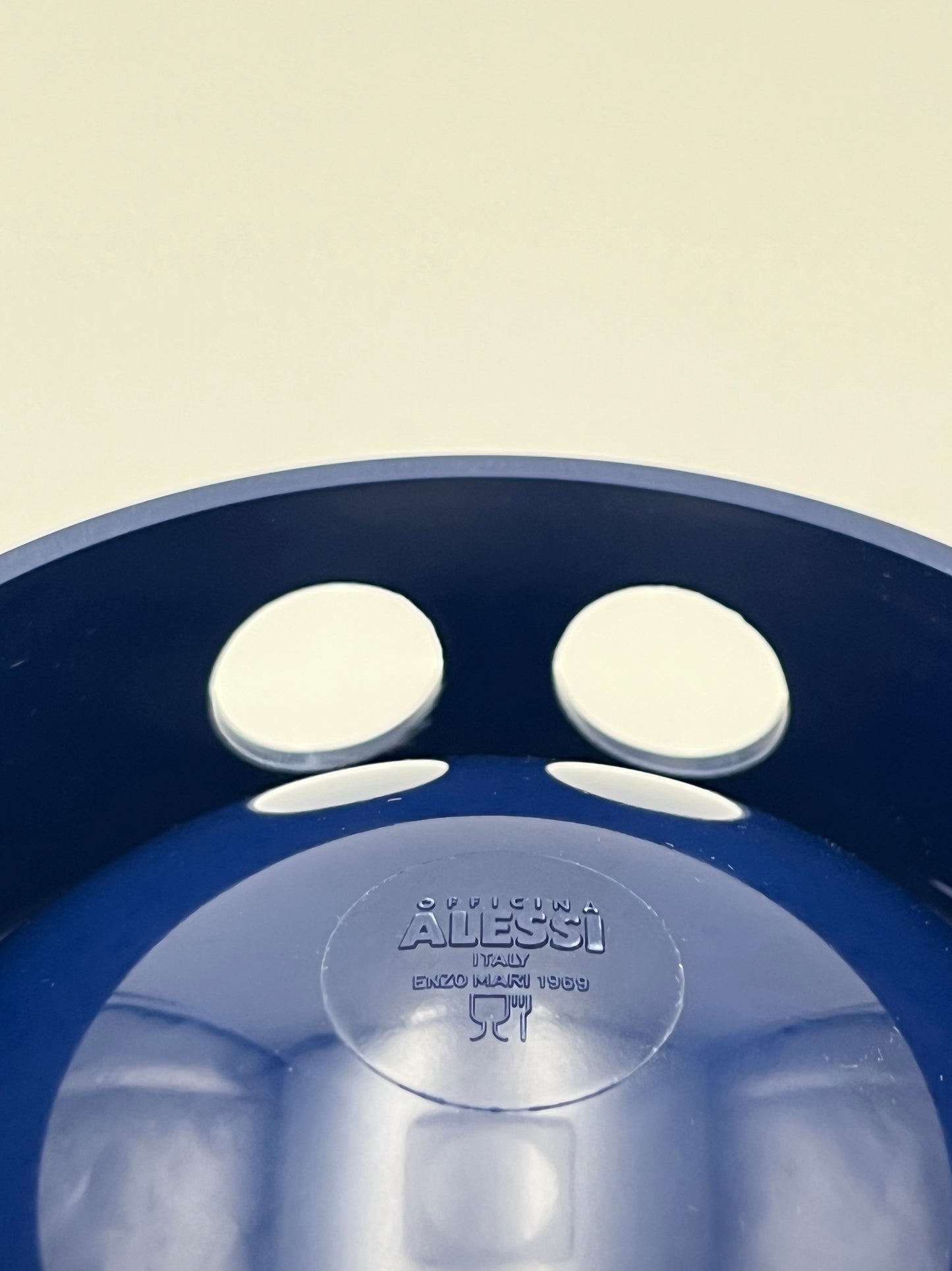 Vide poches 'Tongareva' Bleu Alessi, Enzo Mari, Italie, 1997