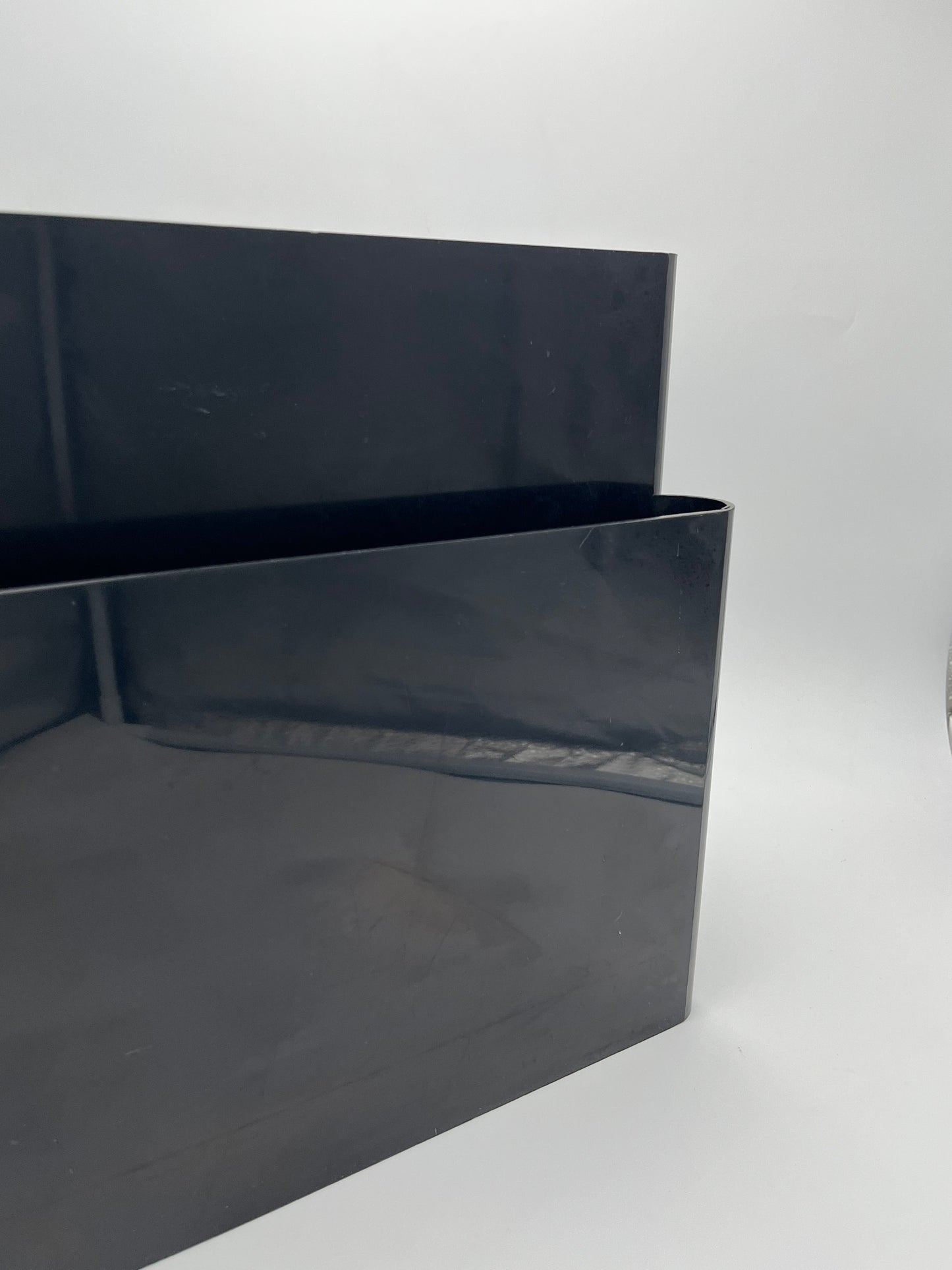 Porte-revues noir 4 compartiments, Kartell, Giotto Stoppino, 70s