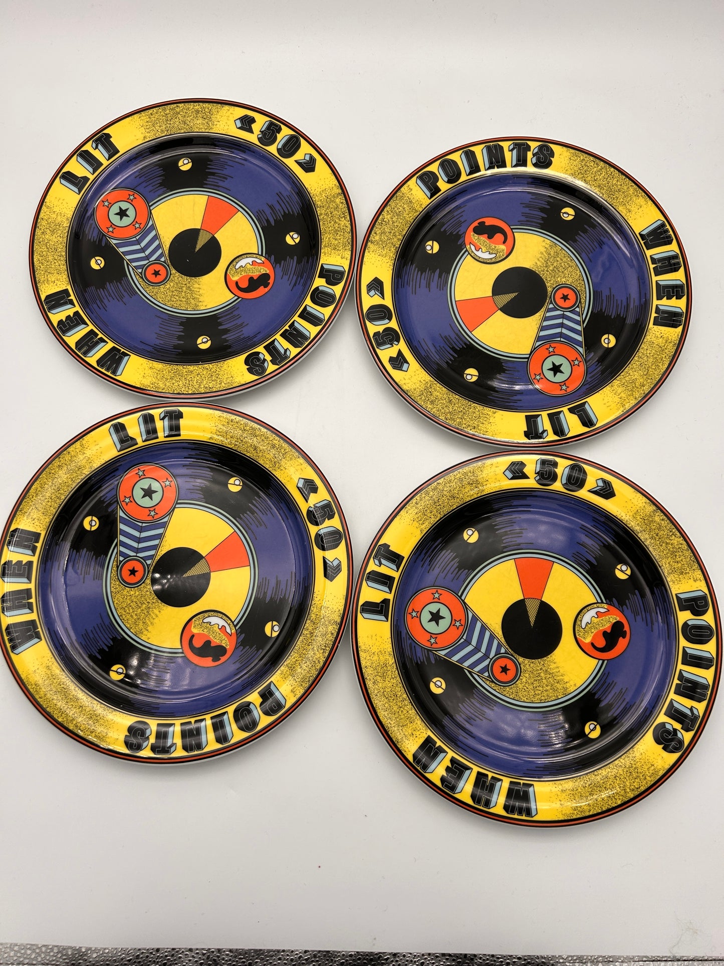 Assiettes plates BOPLA jaunes et bleues, "Flipper", Langenthal, 2000s