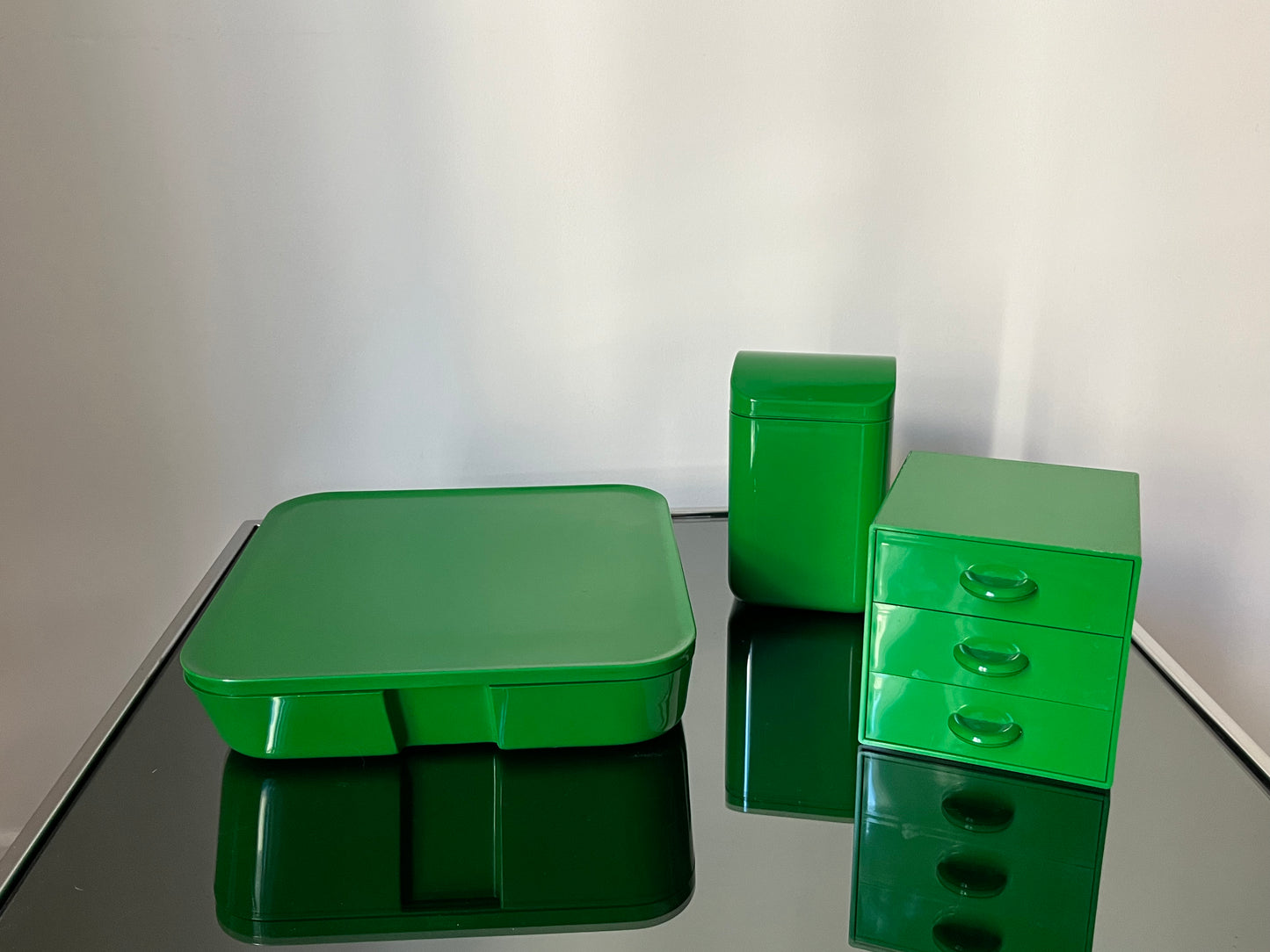 Coffret beauté vert avec miroir par Makio HASUIKE, Gedy, Italie, 70s