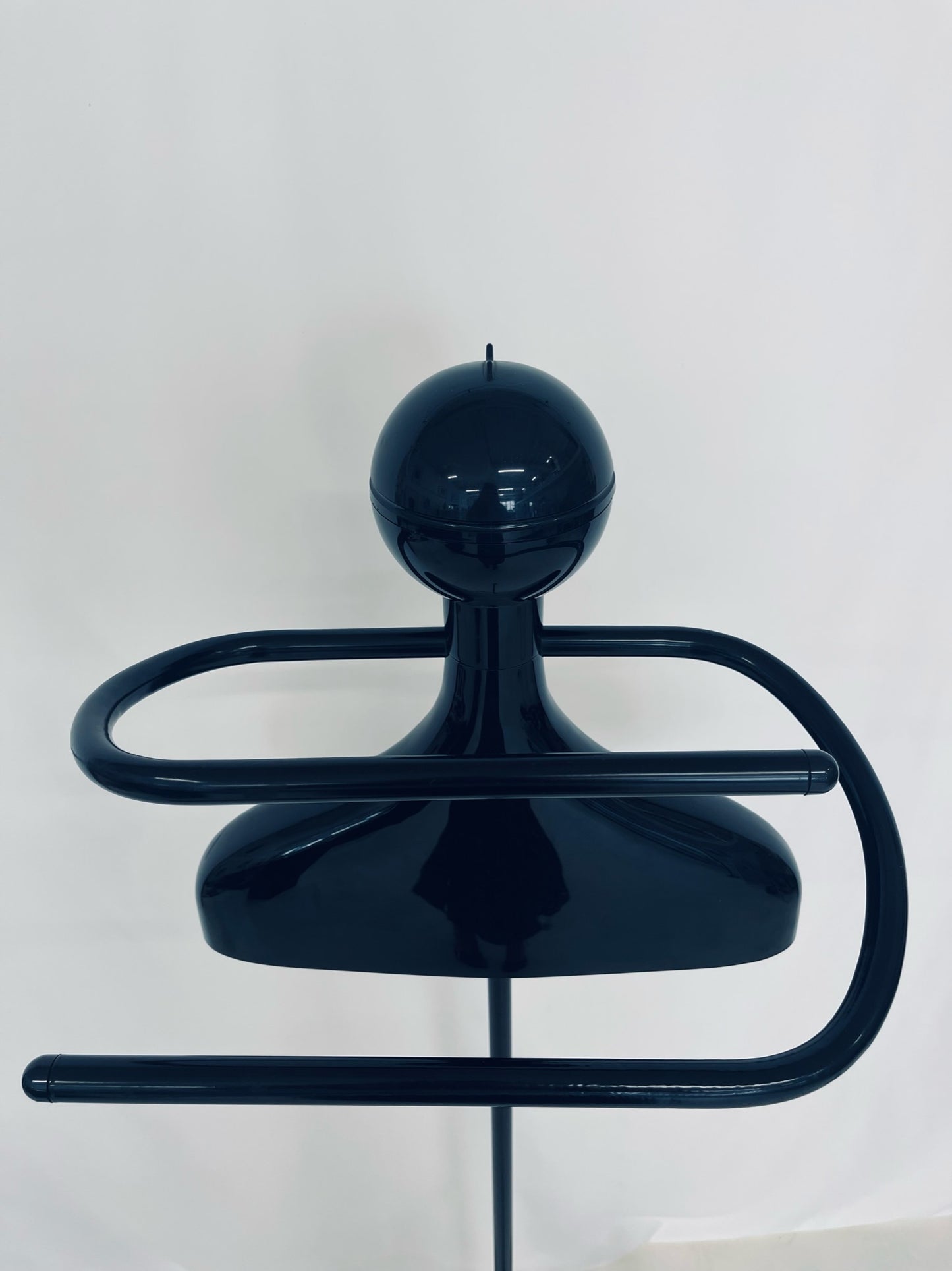 Valet noir, Anna Castelli Ferrieri, Kartell, Italie, 80s