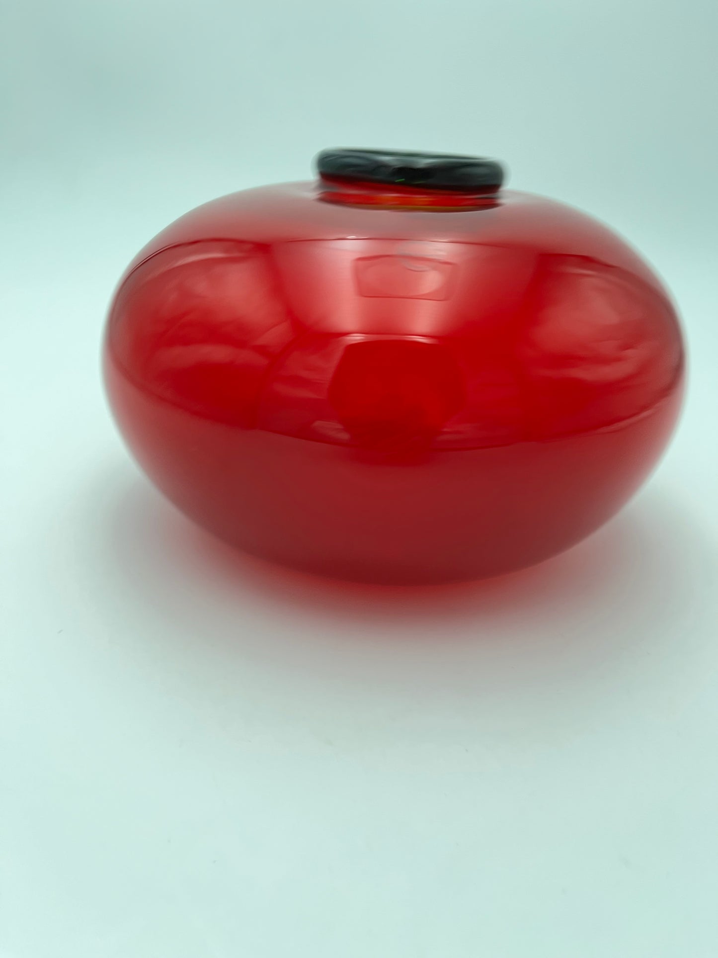 Vase rond 'Red Melon' Salviati, Italie