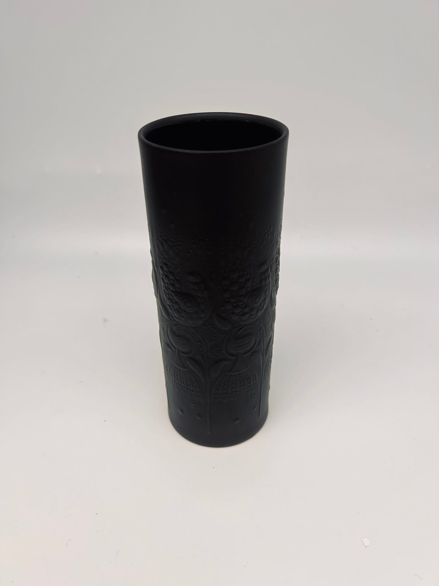 Vase noir mat cylindrique motif nature "La flûte magique", Bjorn Wiinblad, Rosenthal