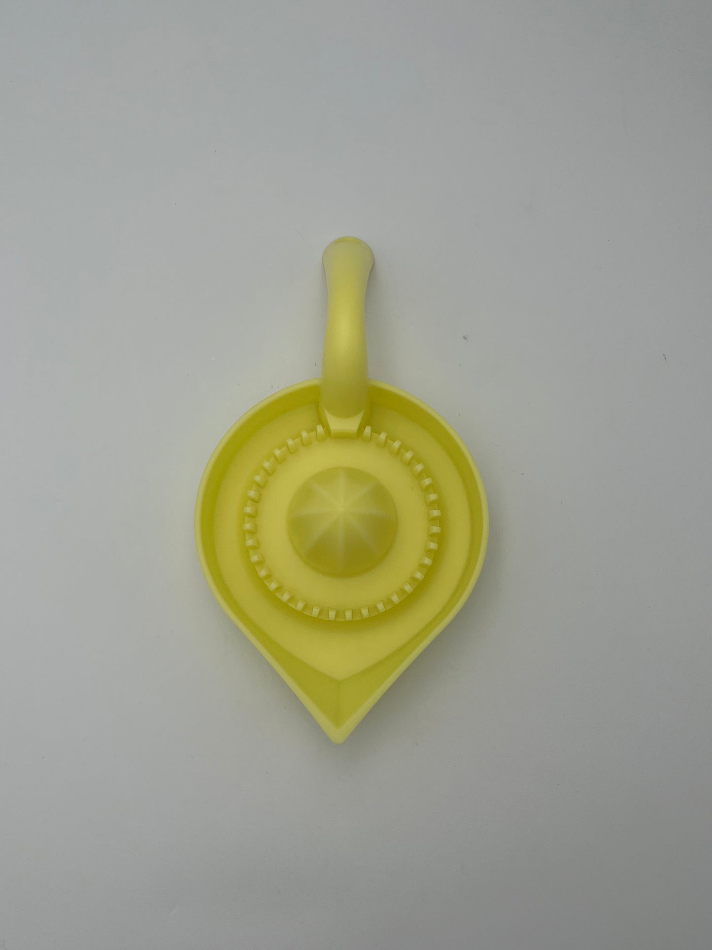 Presse-Agrumes TITANIC , Alessi, Enzo Mari, Italie, 1997