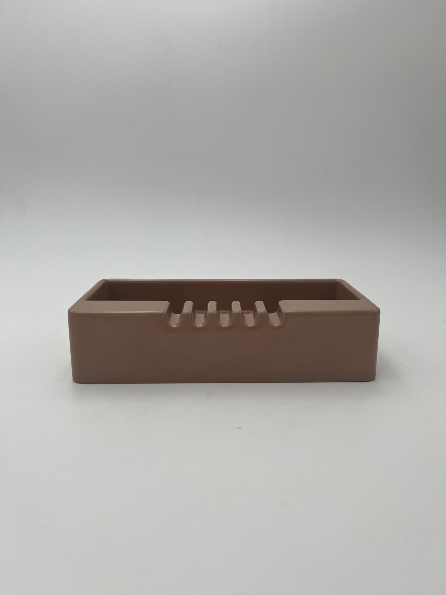 Cendrier taupe Sistema45 Olivetti Synthesis, Ettore Sottsass, 1971