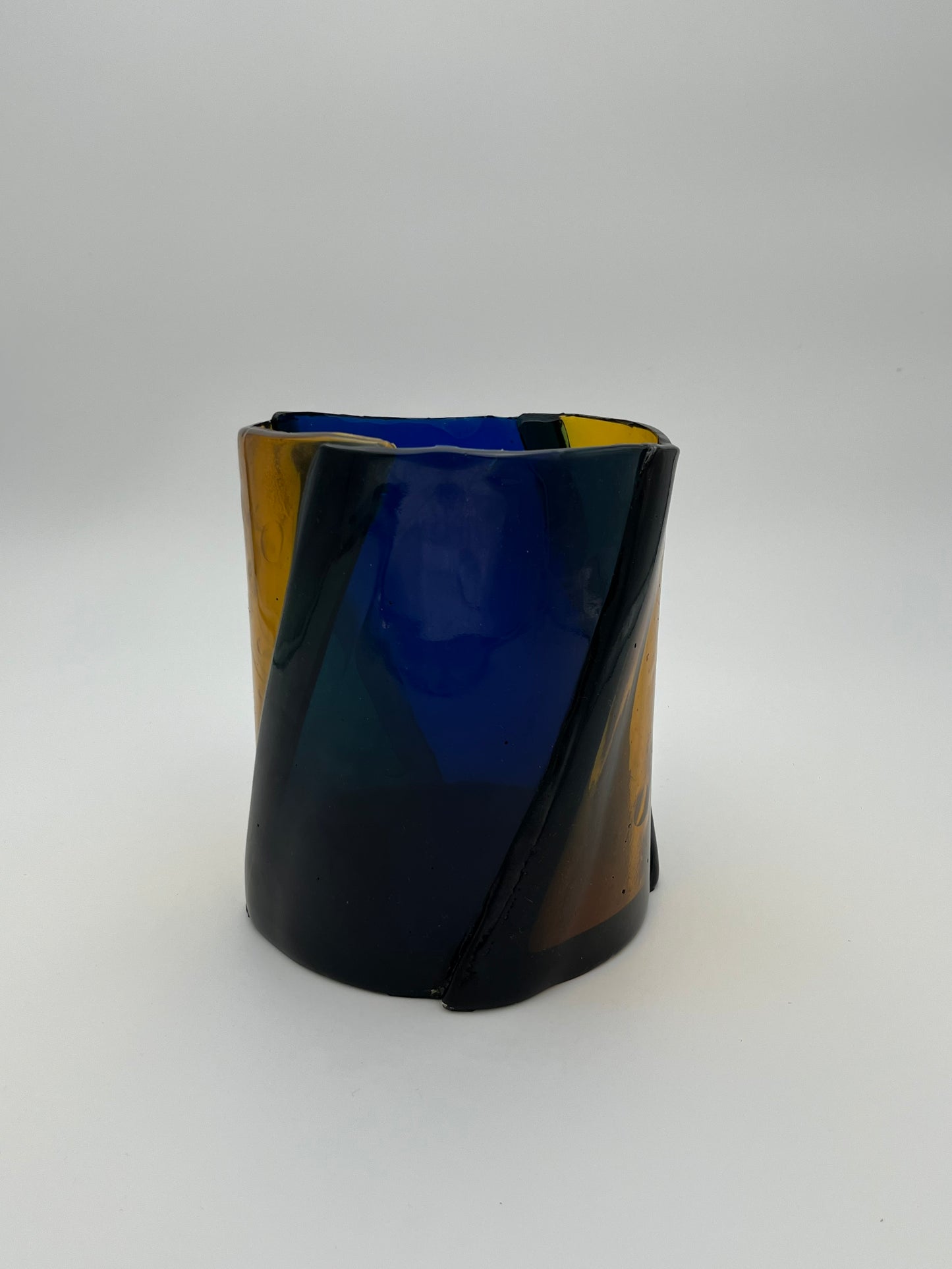 Vase en résine Twirl, Corsi Design, Enzo Mari, Italie