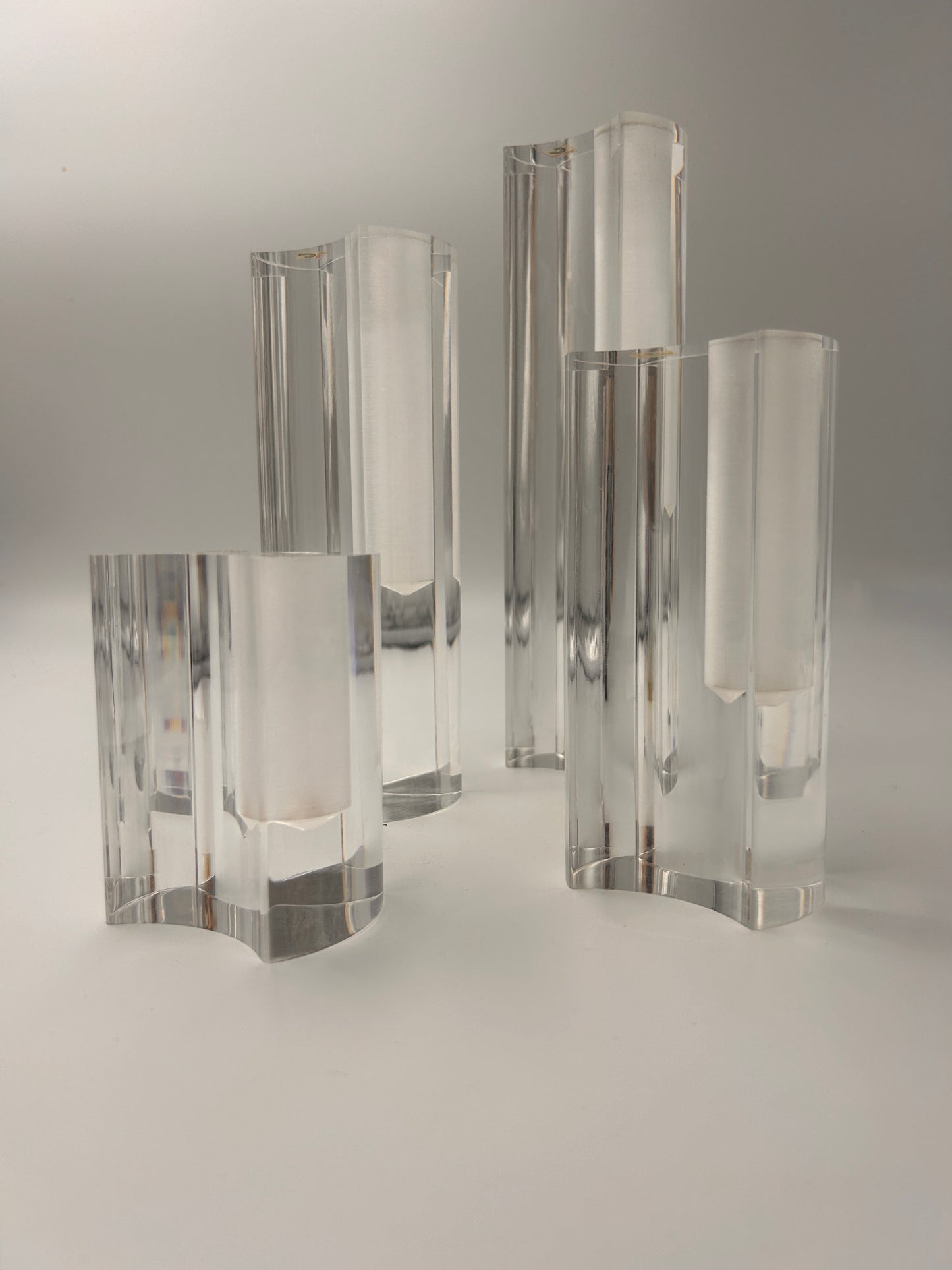Ensemble de Soliflores en plexiglass, Luigi Massoni, Guzzini, 70s