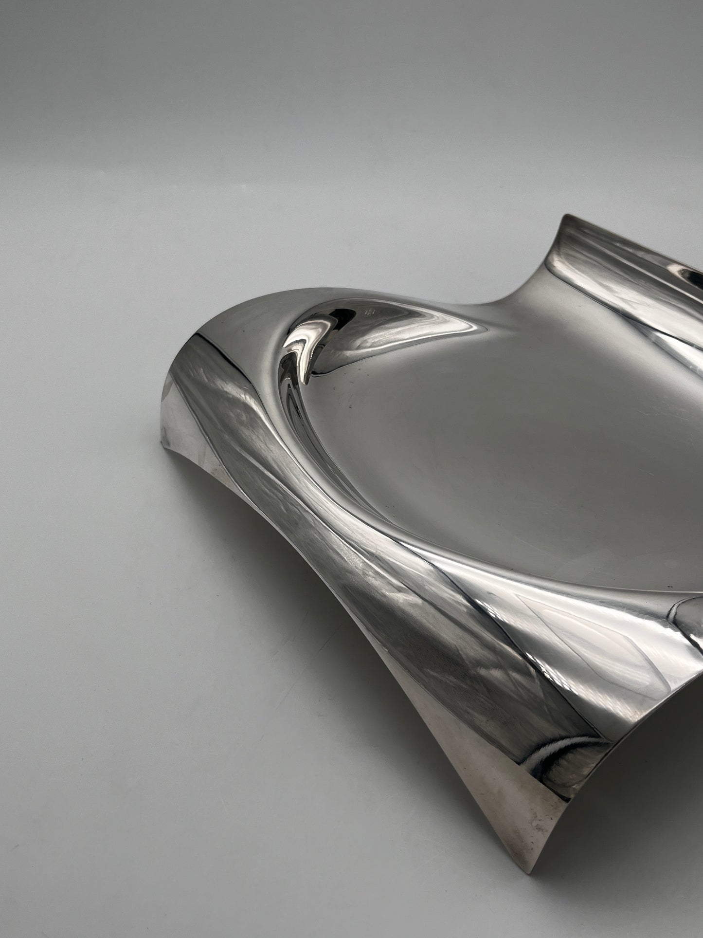 Centre de table Duino, G Giugiaro, Lino Sabattini, 90s