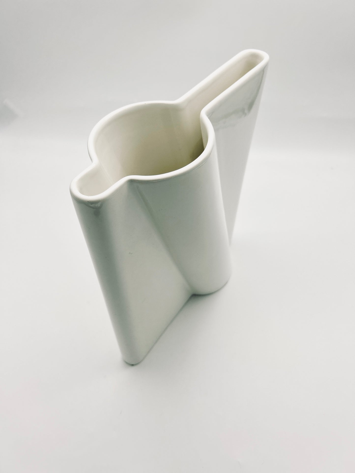 Grand vase en céramique blanc, Pino Spagnolo, Sicart, 70s