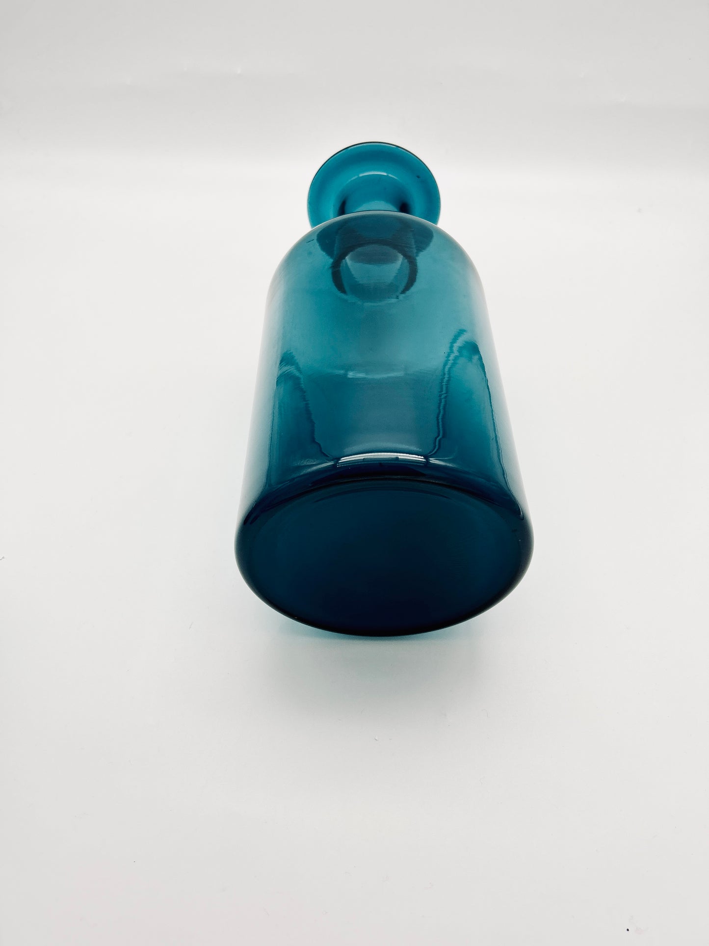 Vase grand modèle en verre bleu, Otto Brauer, Holmegaard, 60s