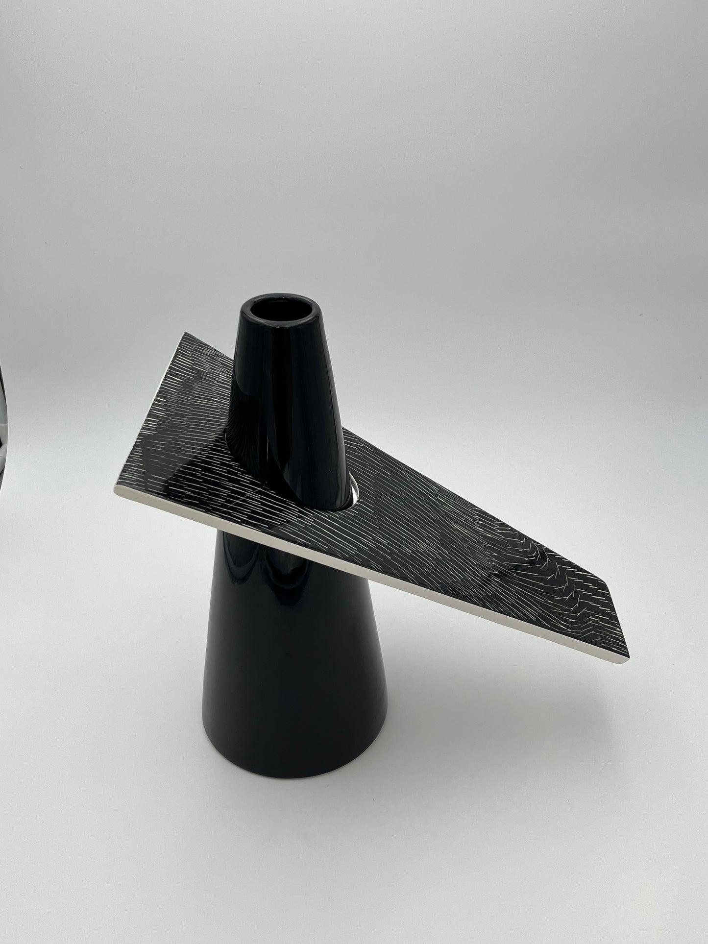 Vase Colletto noir Superego, Alessandro Mendini, Italie, 2006