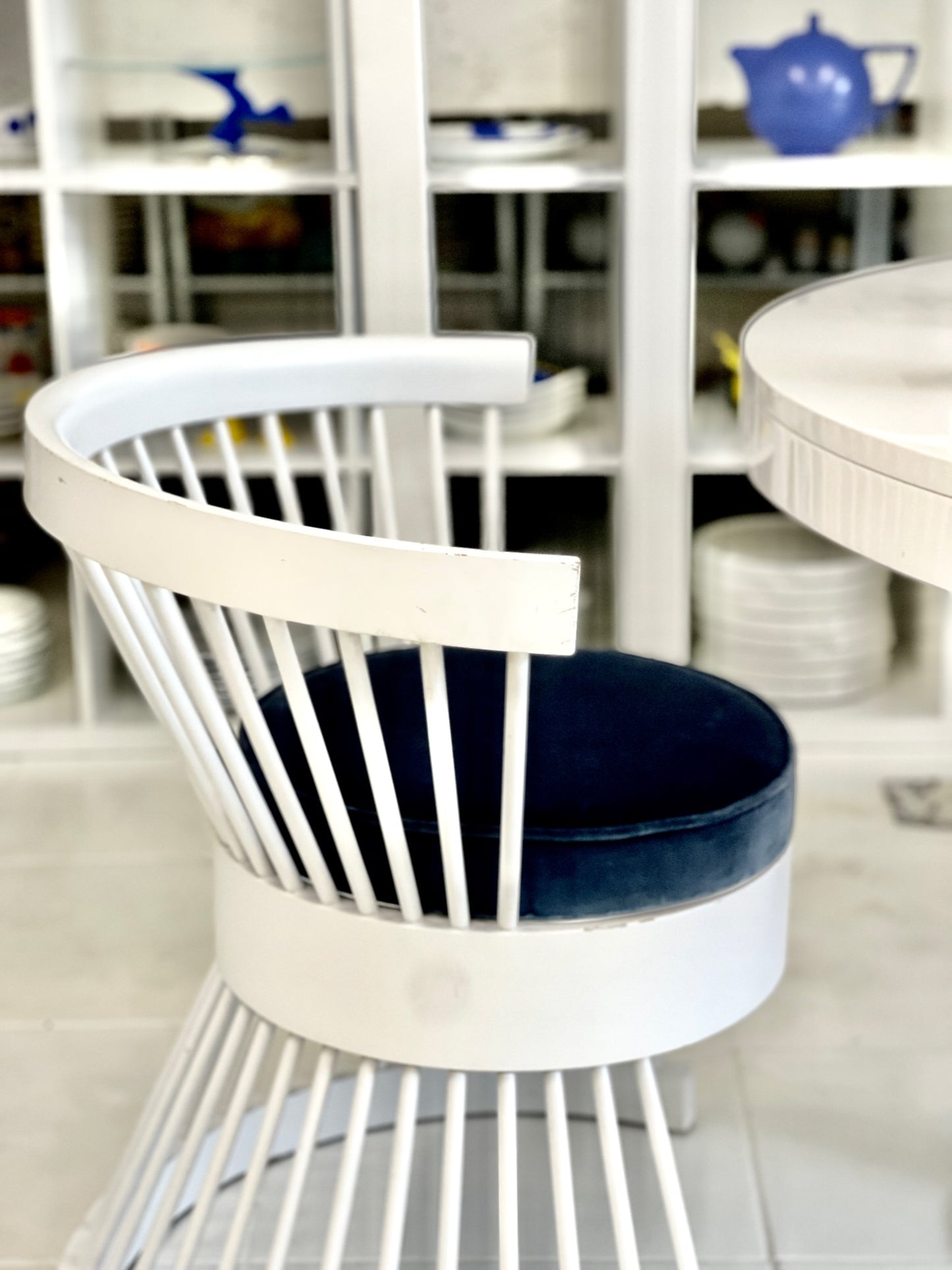 Fauteuils Cocktails laqués blancs, HR Wanke, E W.Benze, 60s