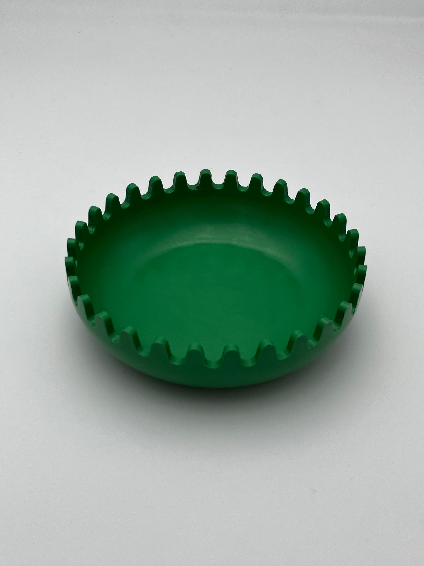 Cendrier 'Clam' mélamine vert, Pentagram, Italy 70s
