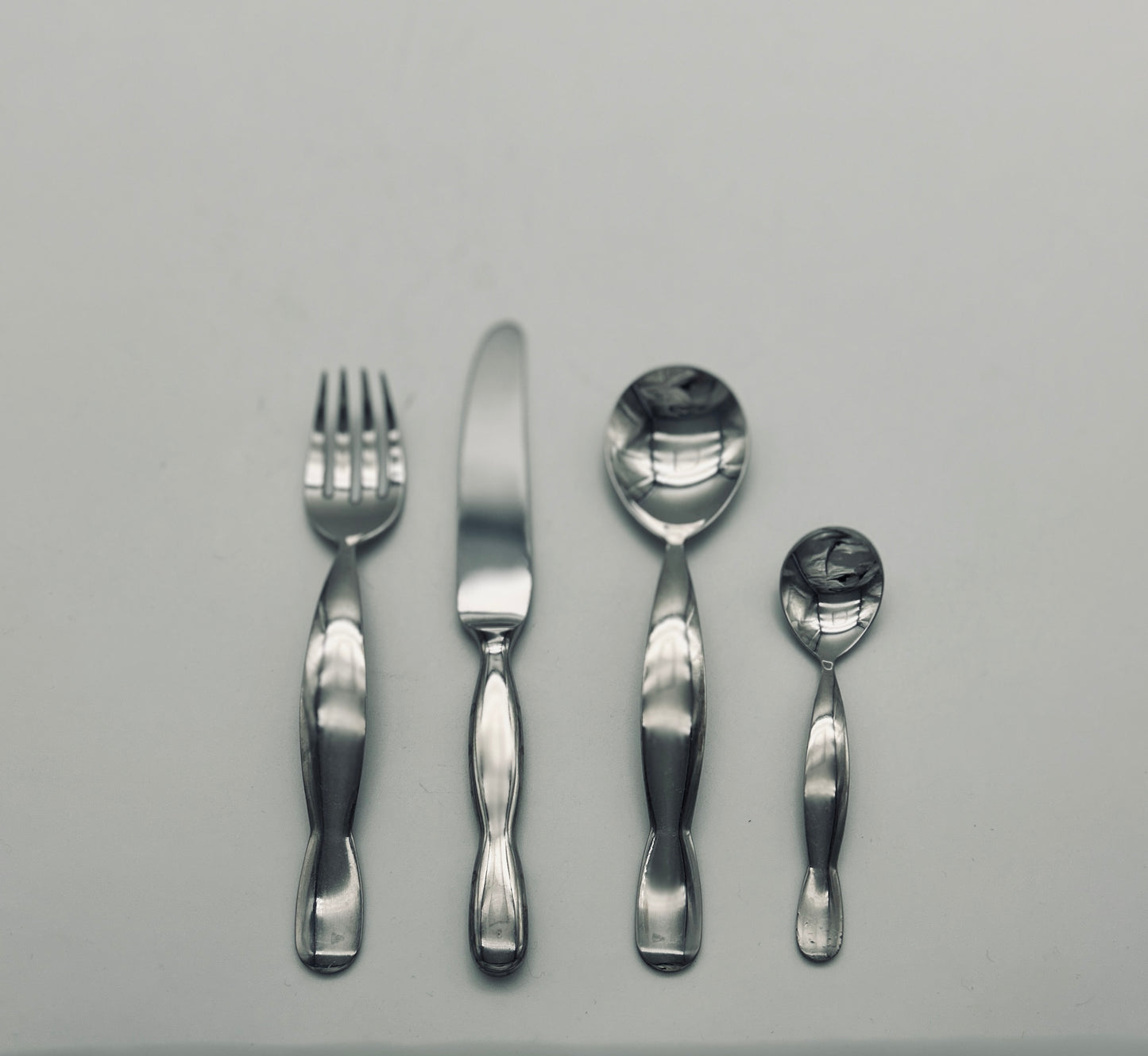 Set de Couverts ondulés, Teseo B pour Gottingen, 80s