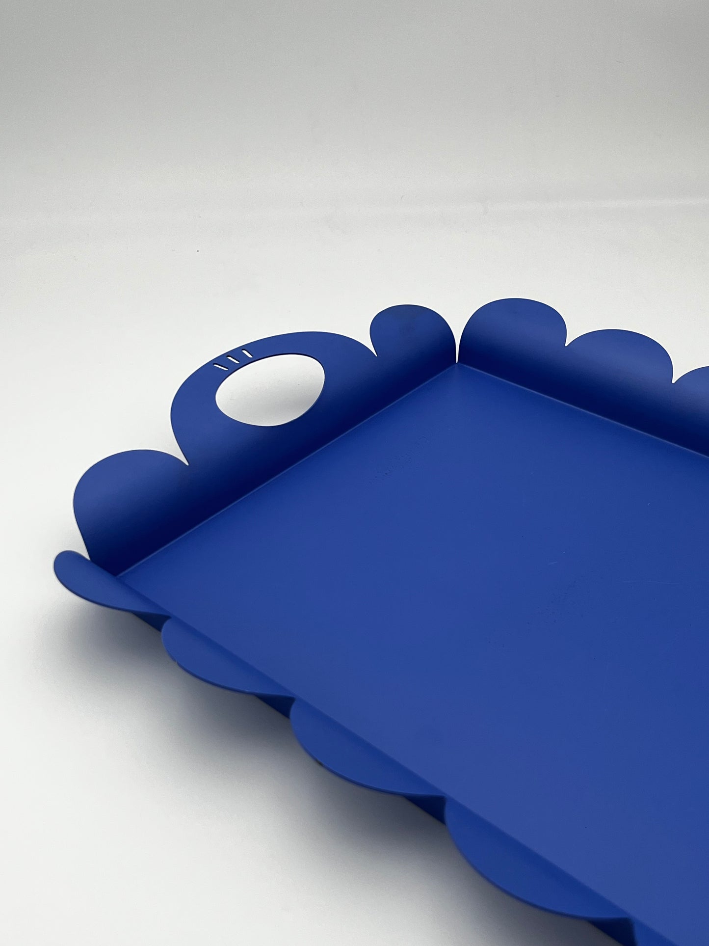 Plateau bleu 'Recinto', Alessandro Mendini pour Alessi, Italy, 2000s