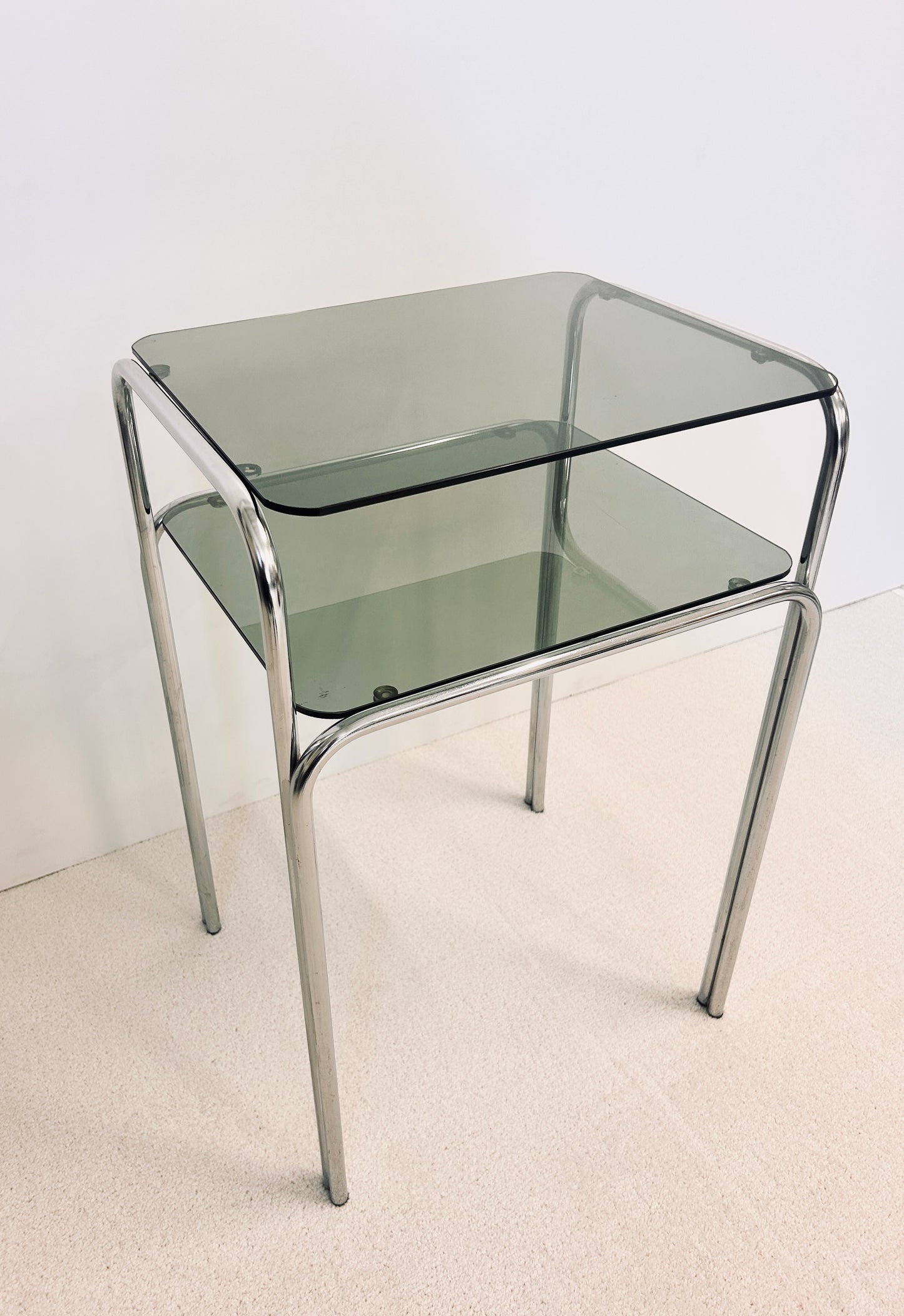 Console double tablette, métal chromé & verre fumé, 70s