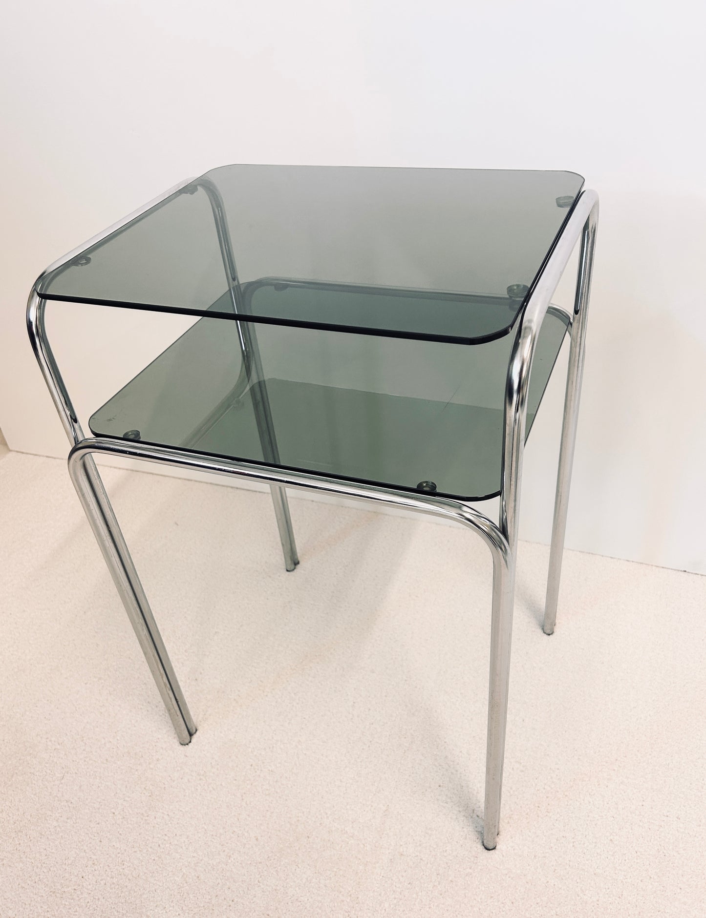 Console double tablette, métal chromé & verre fumé, 70s
