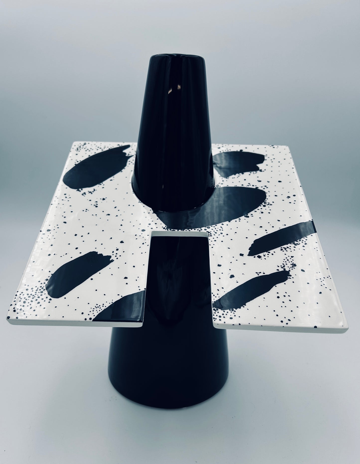 Vase noir colletto blanche, Alessandro Mendini, Superego, 2006