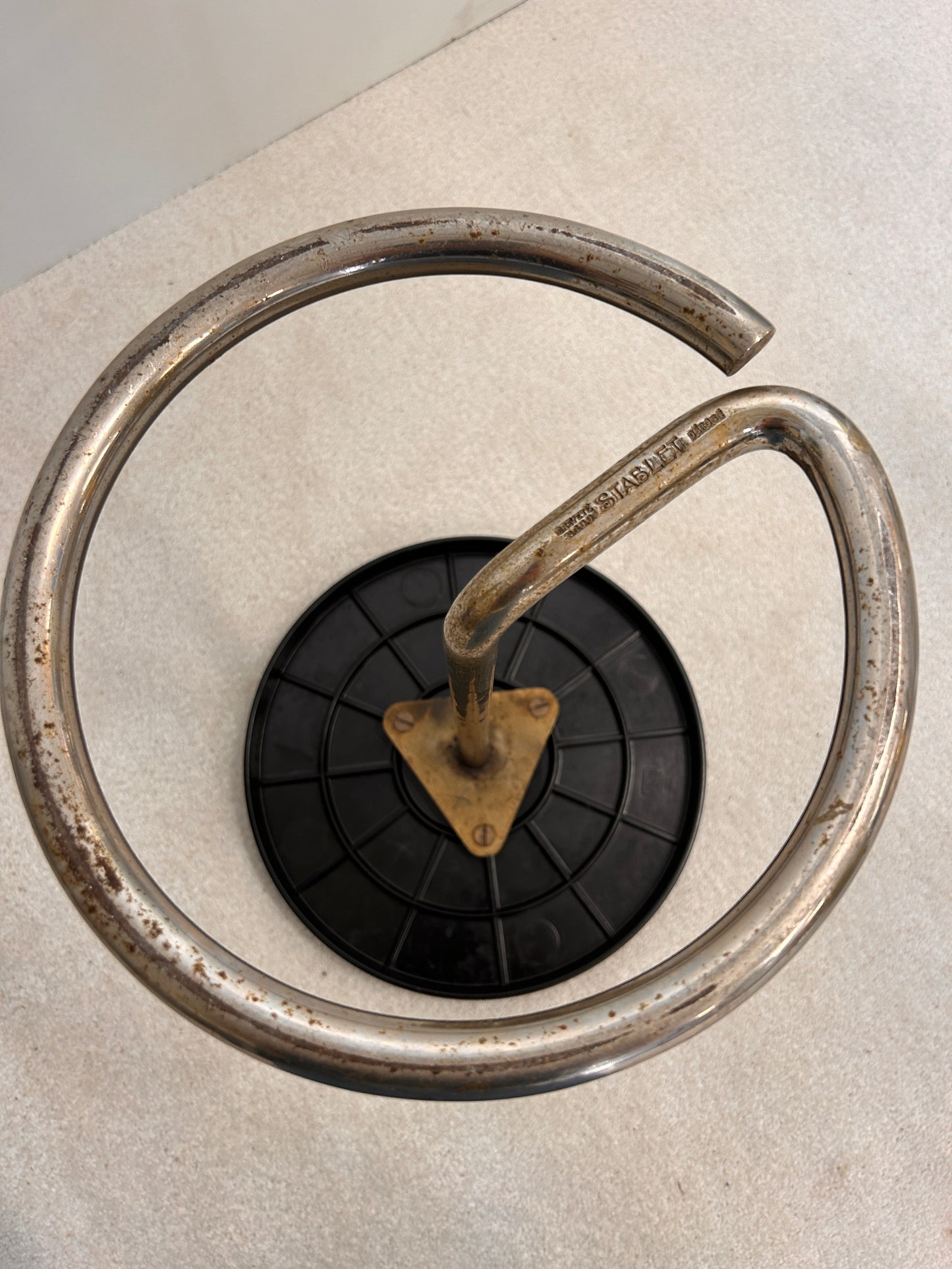 Table d'appoint René Herbst, édition Stablet 1935