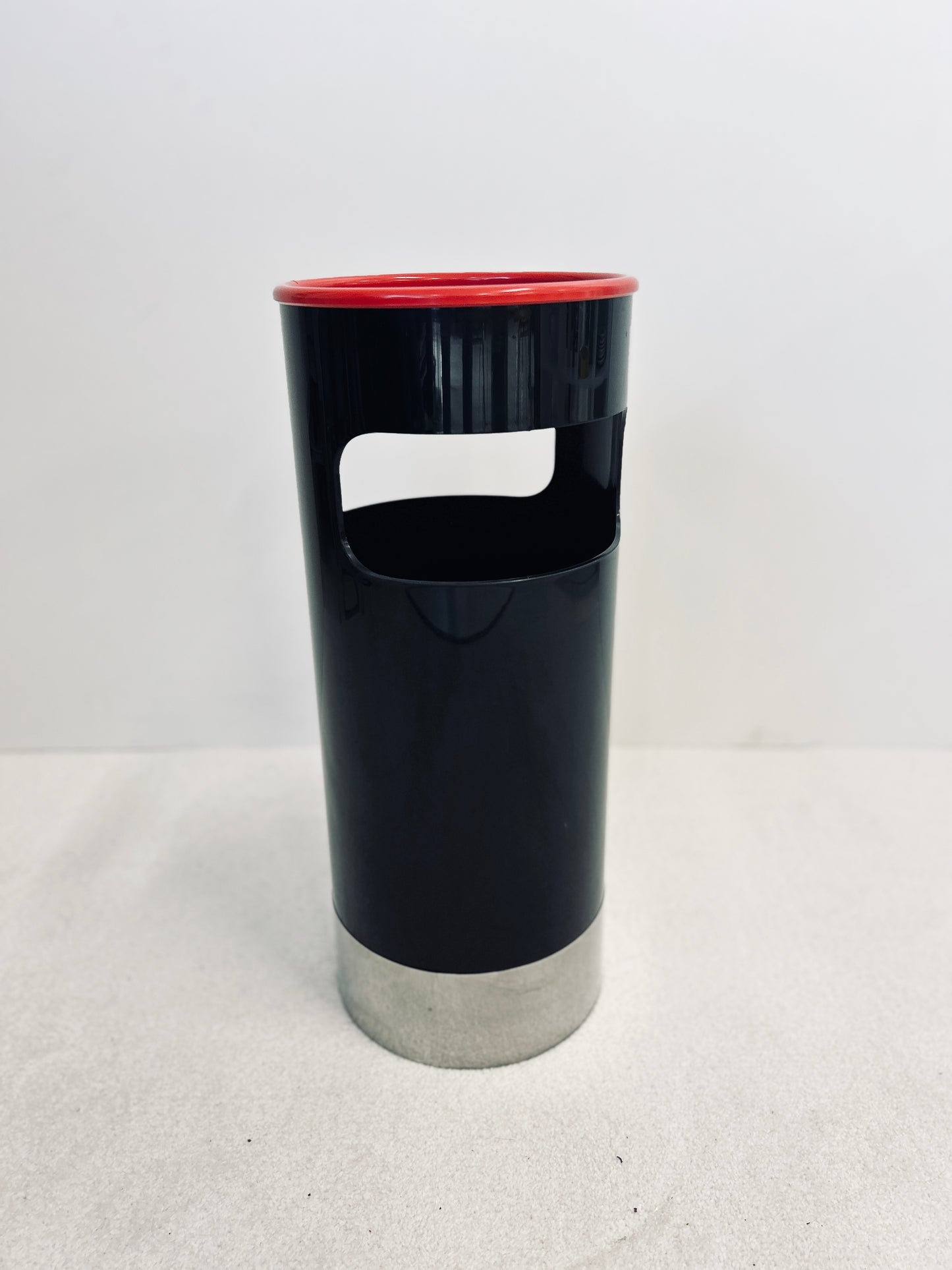 Porte-parapluies noir et rouge, Gino Colombini, Kartell, 70s
