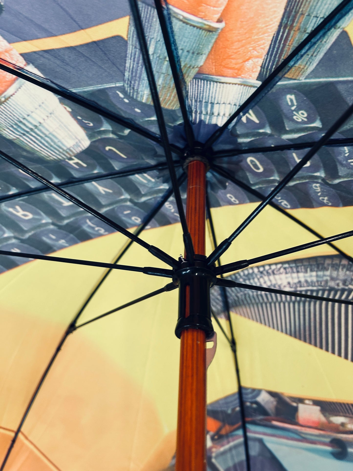 Parapluie bleu Machine à écrire, Toiletpaper, Seletti, 2000s
