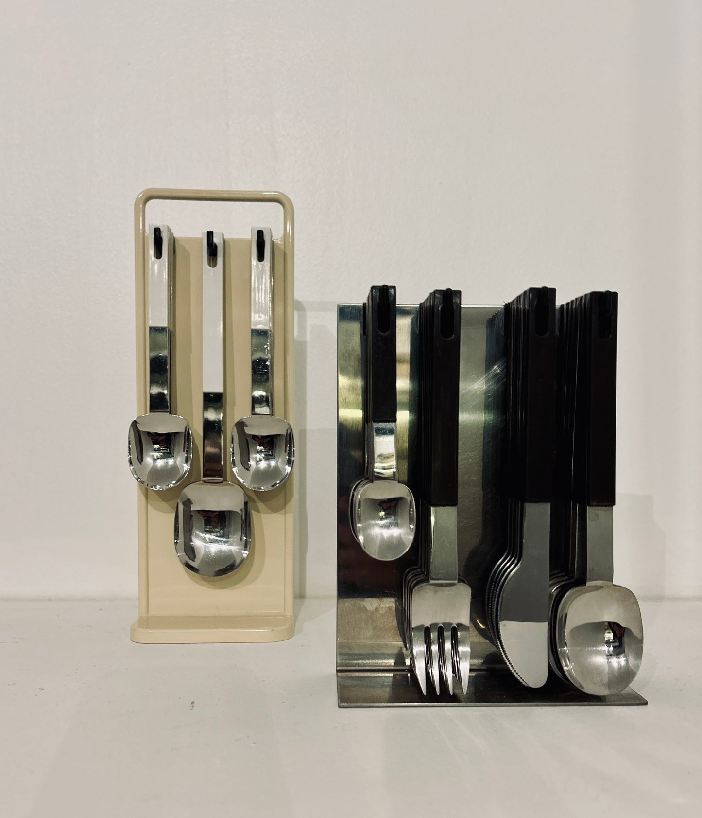 Set de couverts suspendus noirs Abert, Italie, 70s