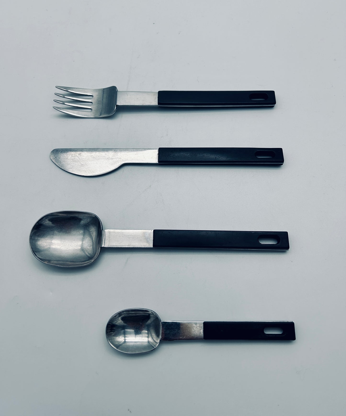 Set de couverts suspendus noirs Abert, Italie, 70s