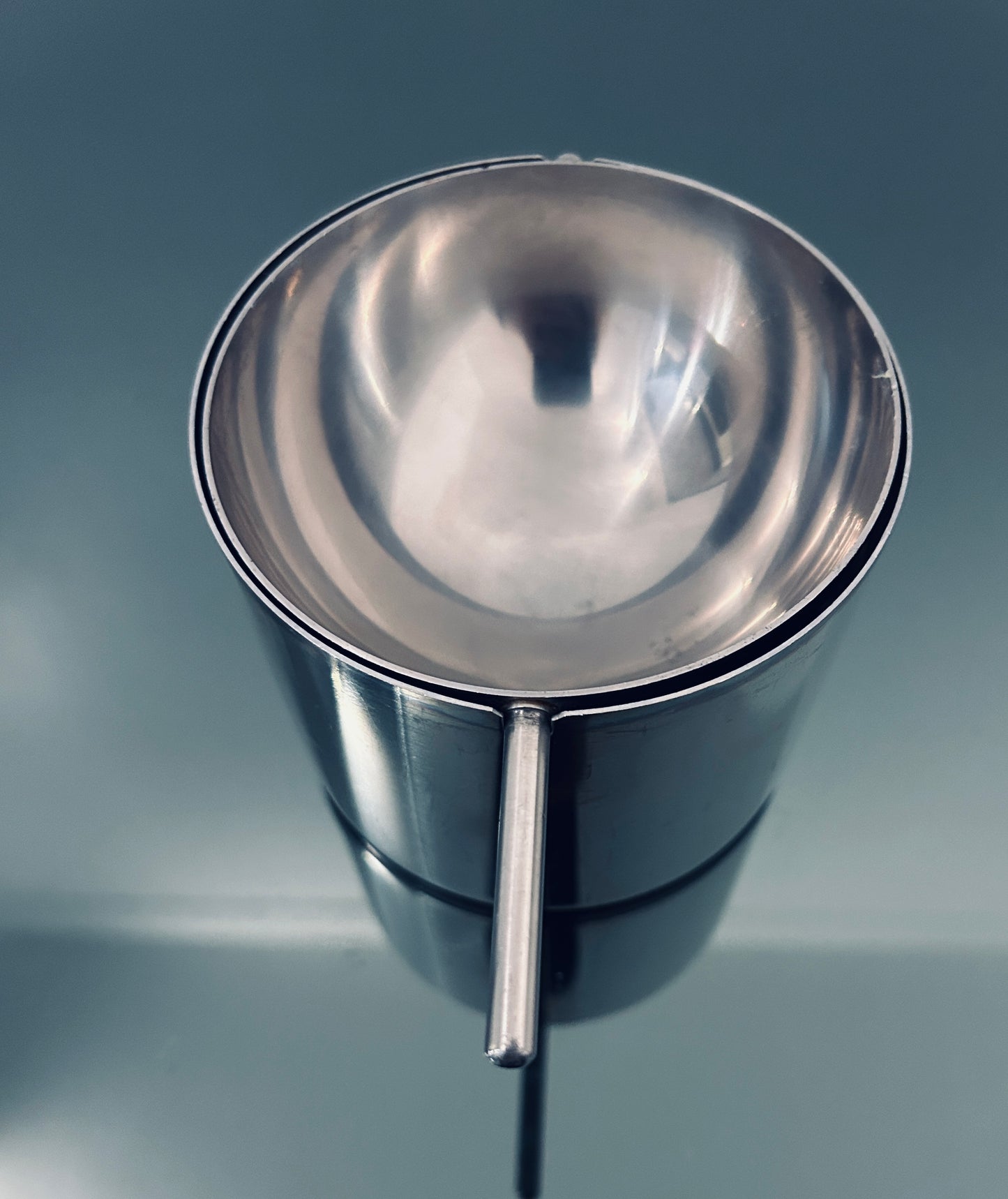 Grand cendrier Cylinda Line, Arne Jacobsen, Stelton, 1967