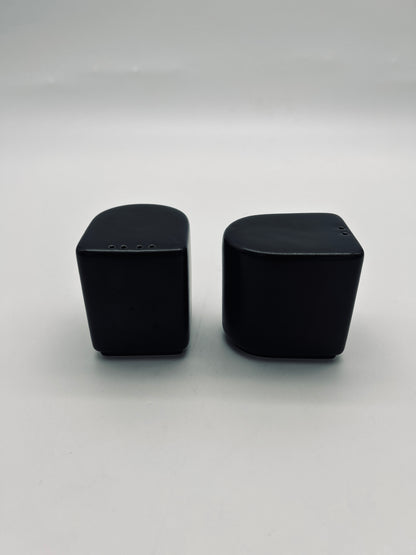 Salière et poivrière noires, Square, Makio Hasuike, Ravelli, 70s