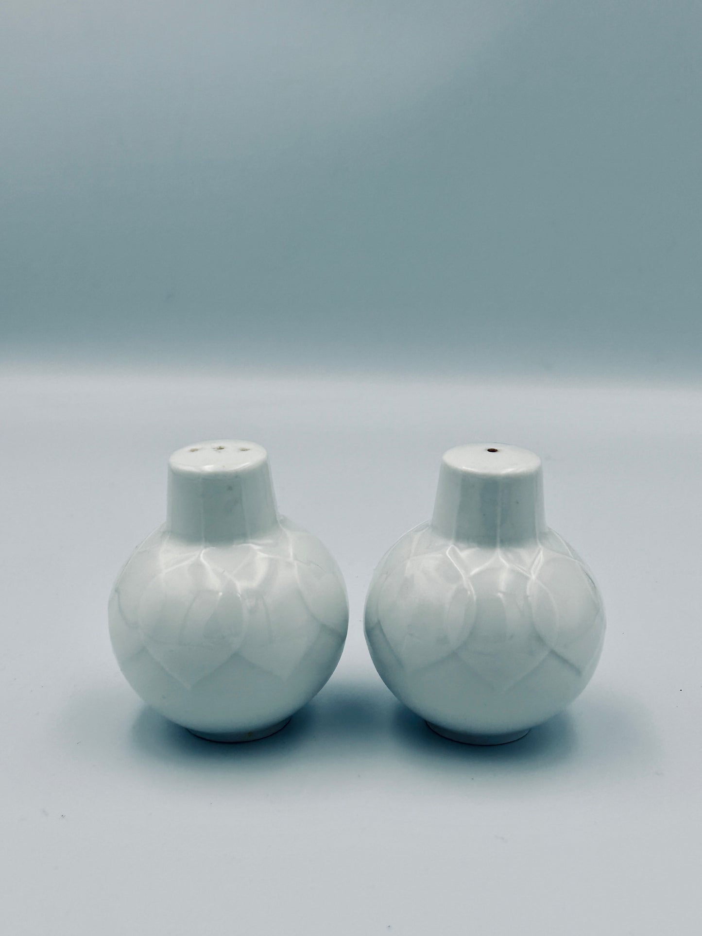 Salière et poivrière Lotus, Bjorn Wiinblad, Rosenthal, 70s