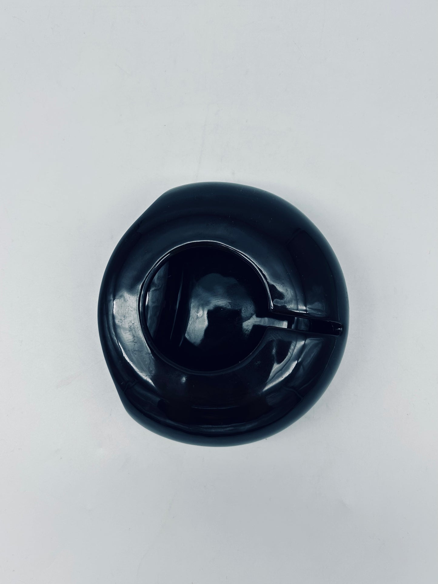 Black ceramic ashtray, Boccato Gigante Zambusi, Sicart, Italy, 1970s