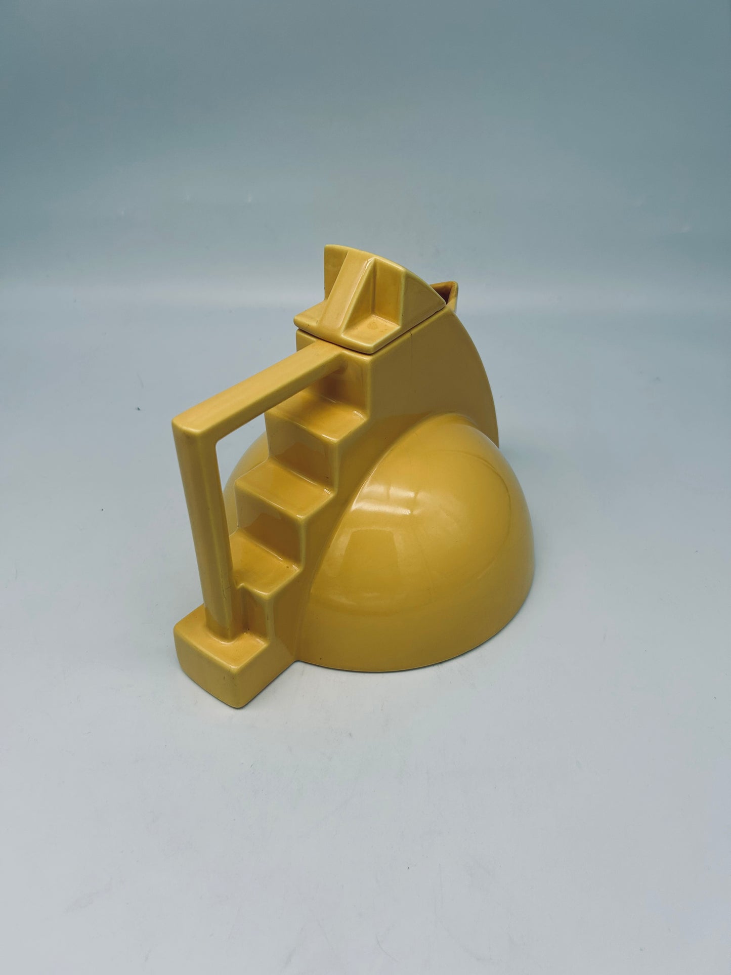 Théière postmoderne jaune, Pierre Casenove, Salins Studio, 80s